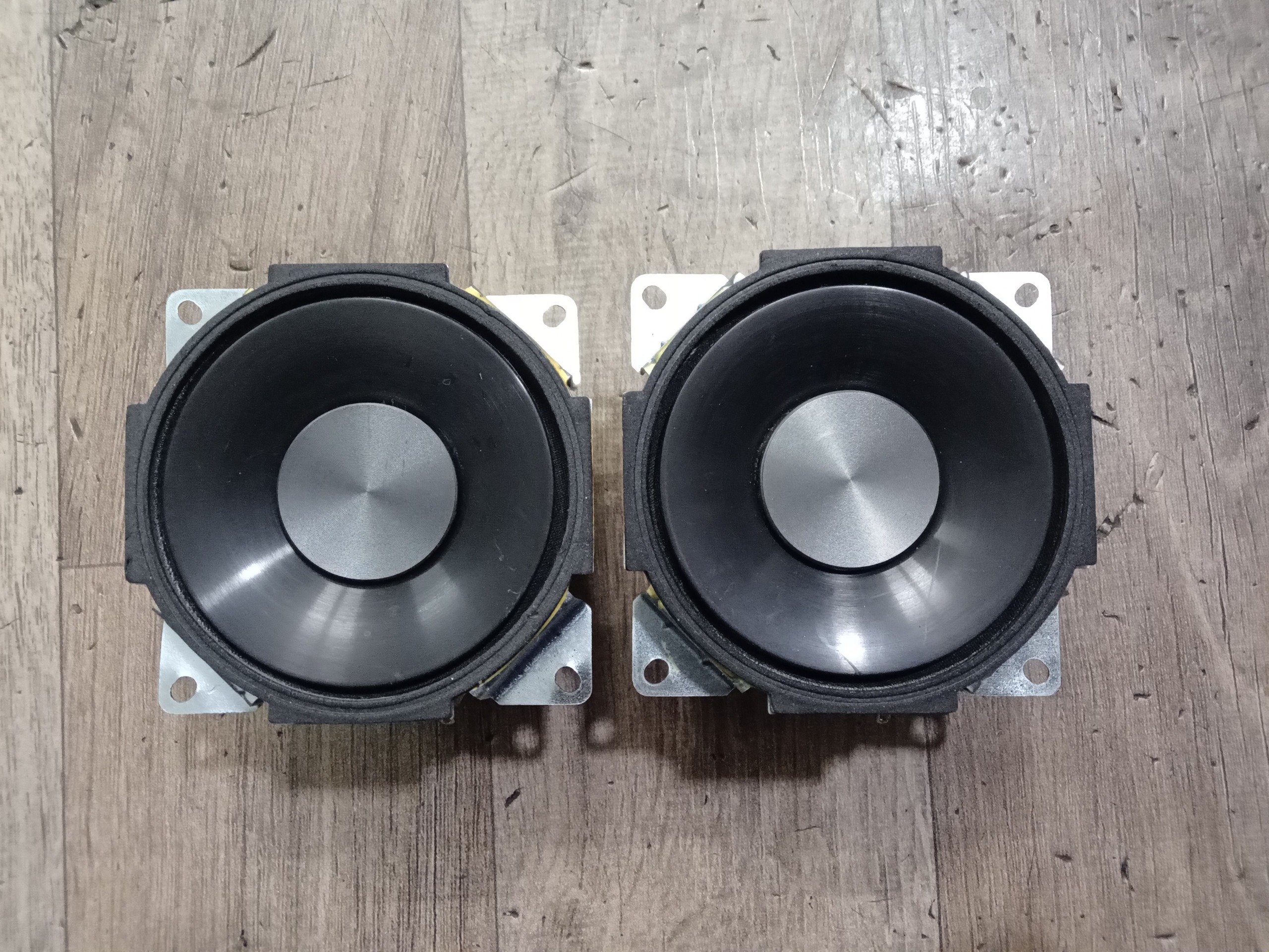 دو عدد میدرنج 3 اینچ Samsung سینمایی