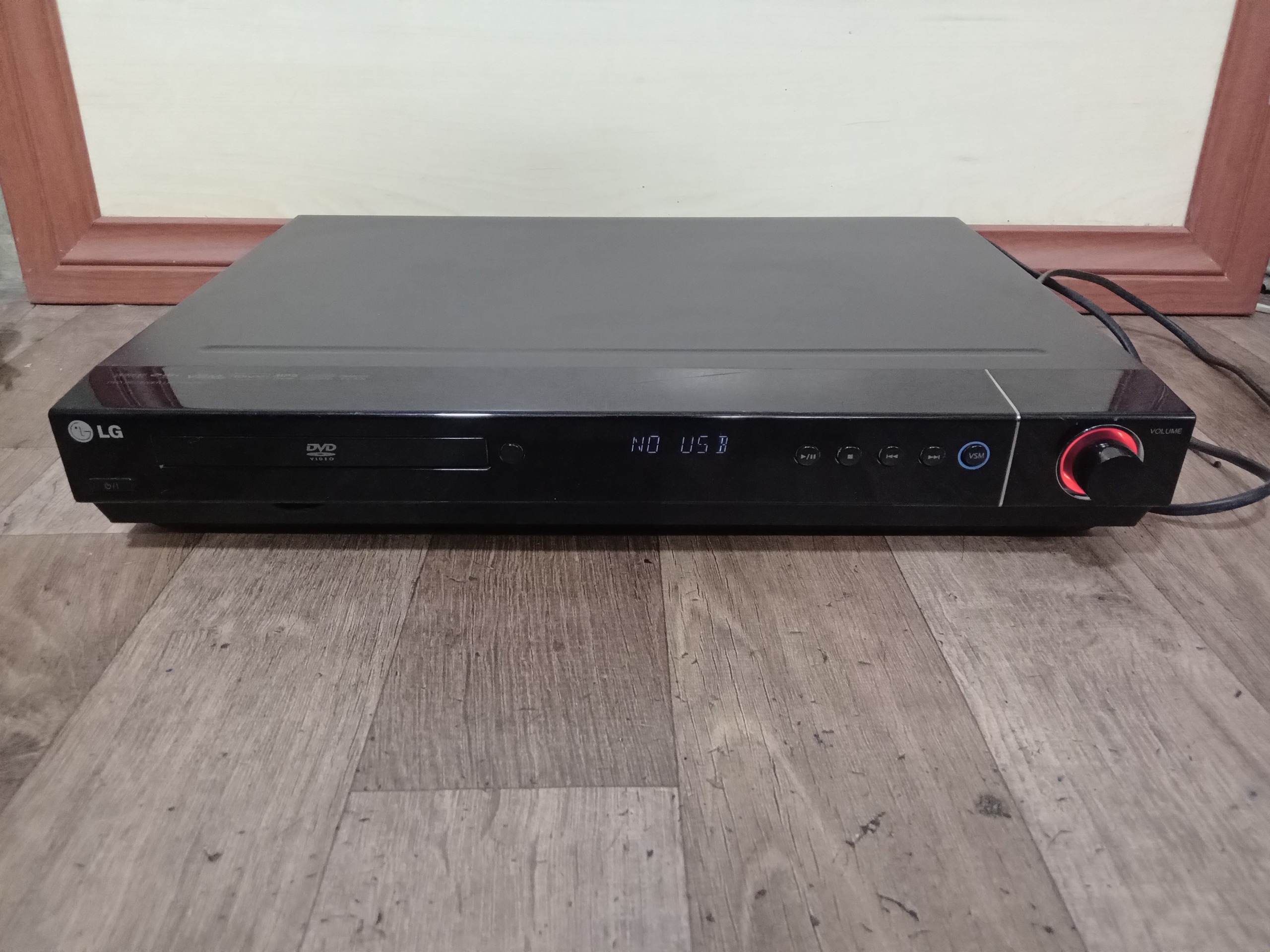 آمپلی 2/1 کانال الجی usb خور