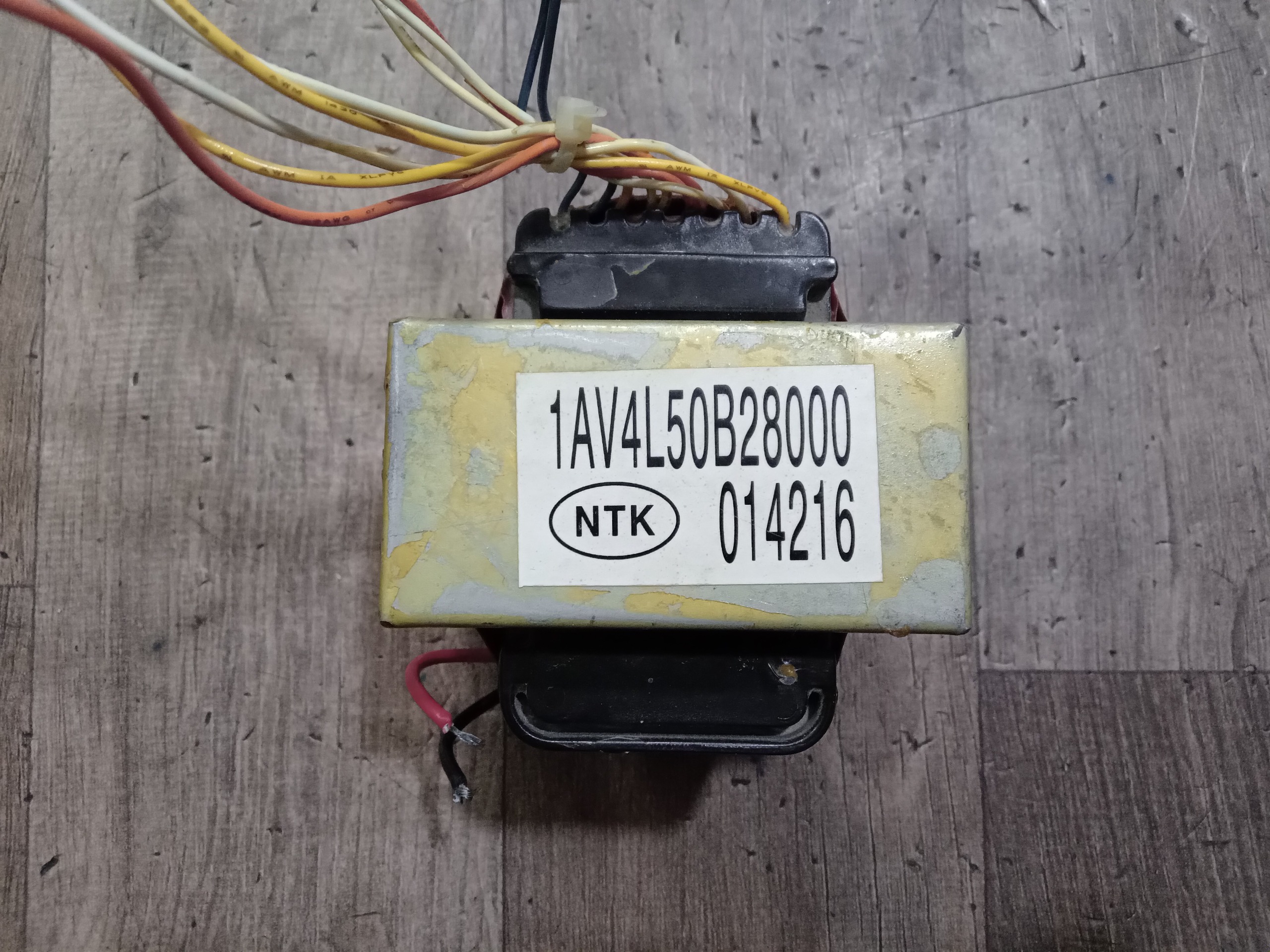 ترانس ژاپنی 23 و 18 ولت دوبل