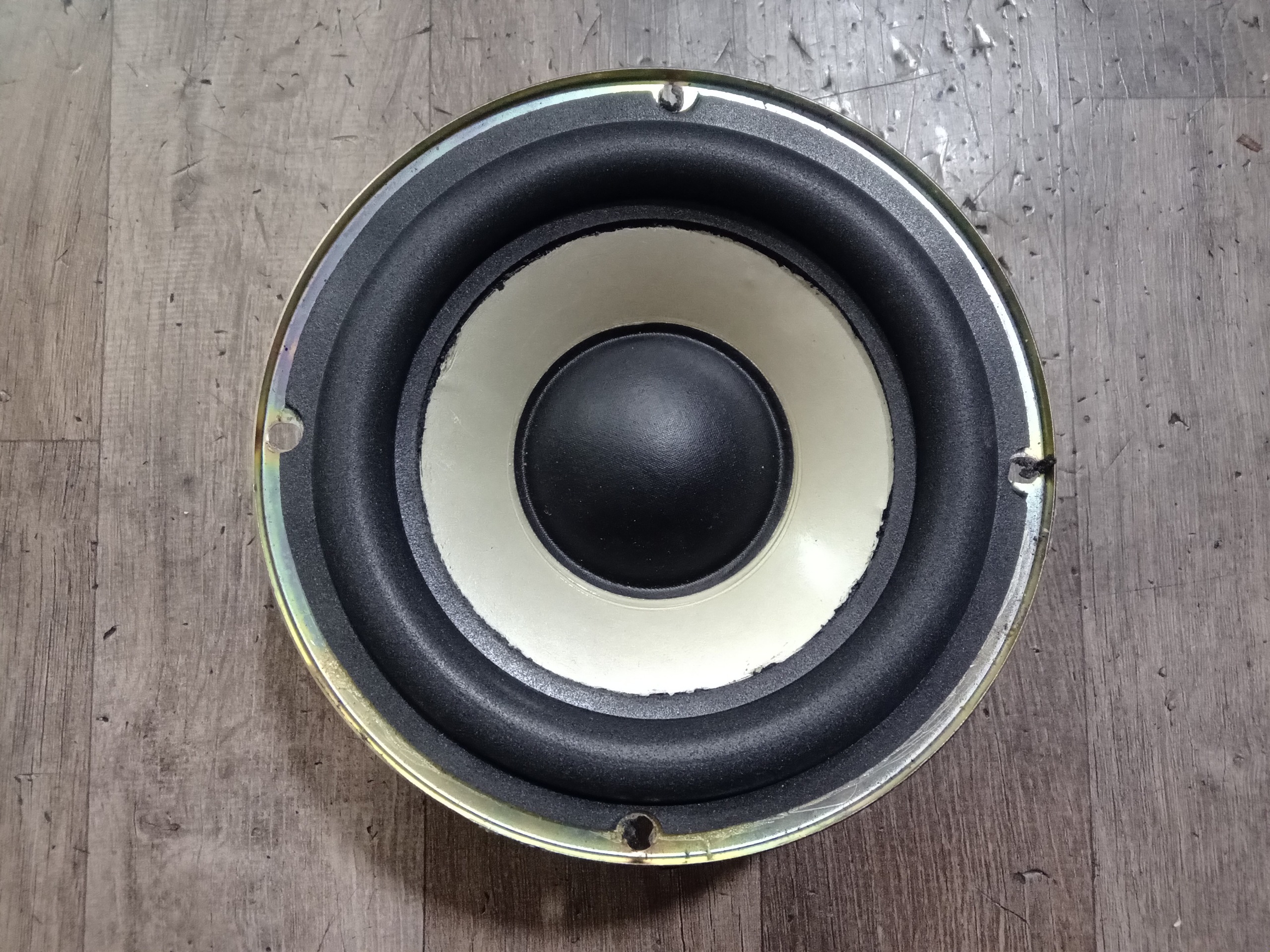 ساب ویبره دار jvc مگنت غول