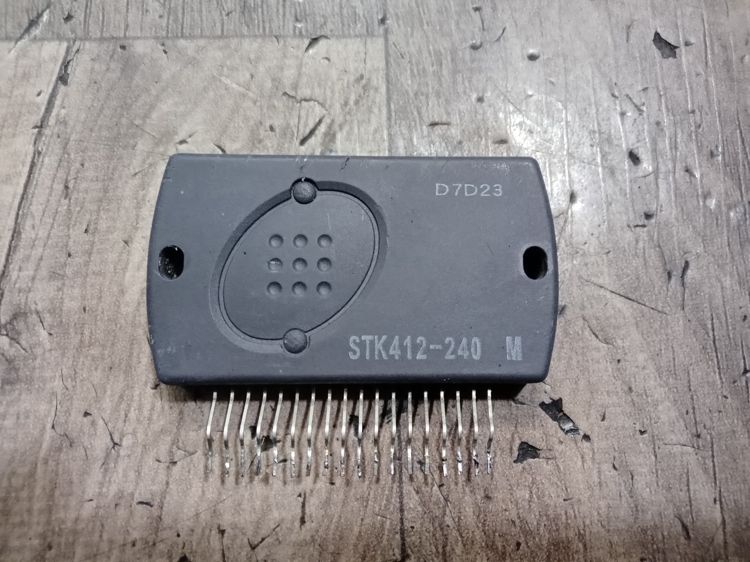 ایسی آمپلیفایر stk412-240 ارجینال