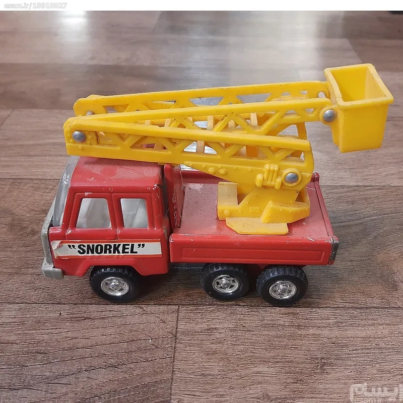 ماکت آتش نشانی قدیمی .قرمز