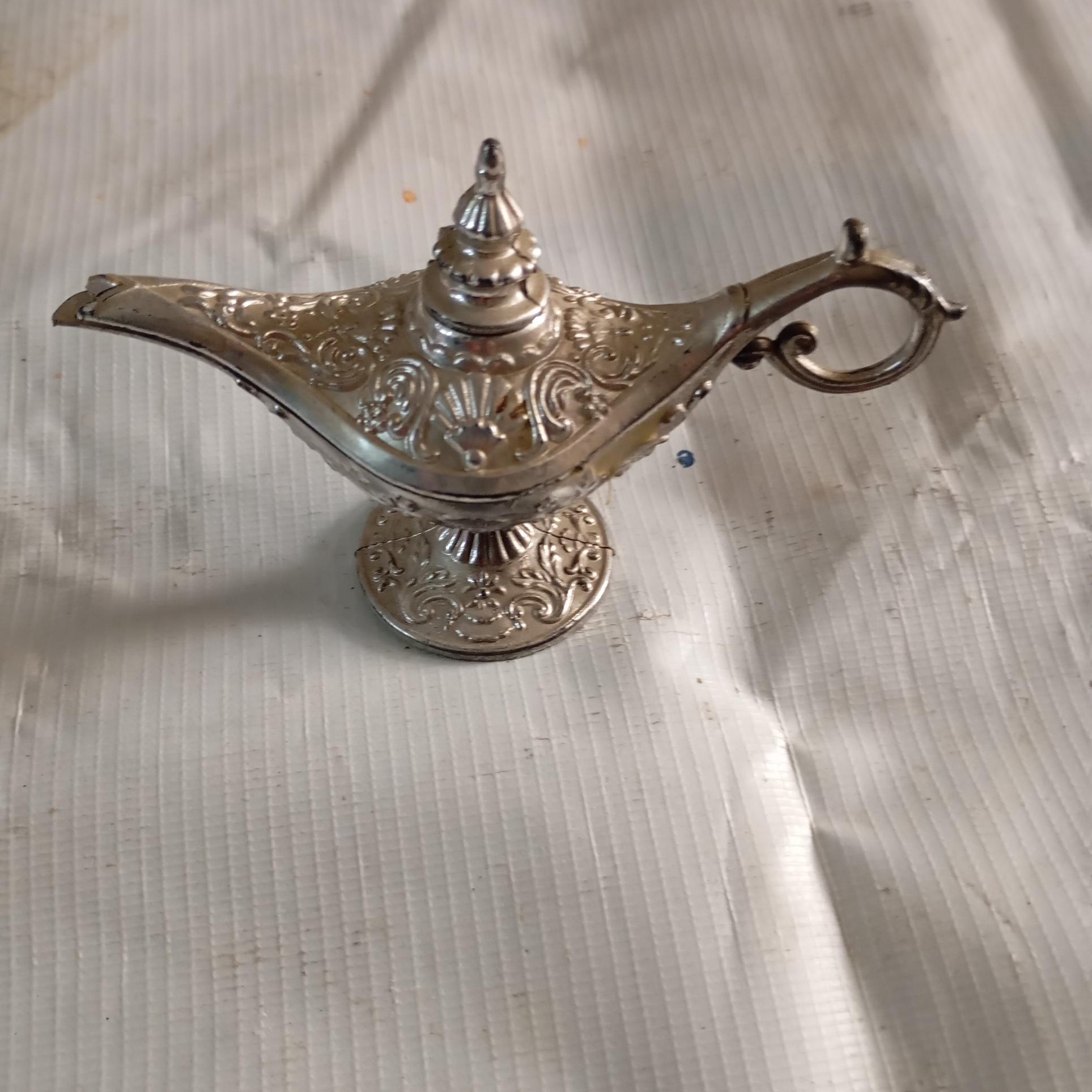 چراغ پی سوز دکوری پلاستیکی