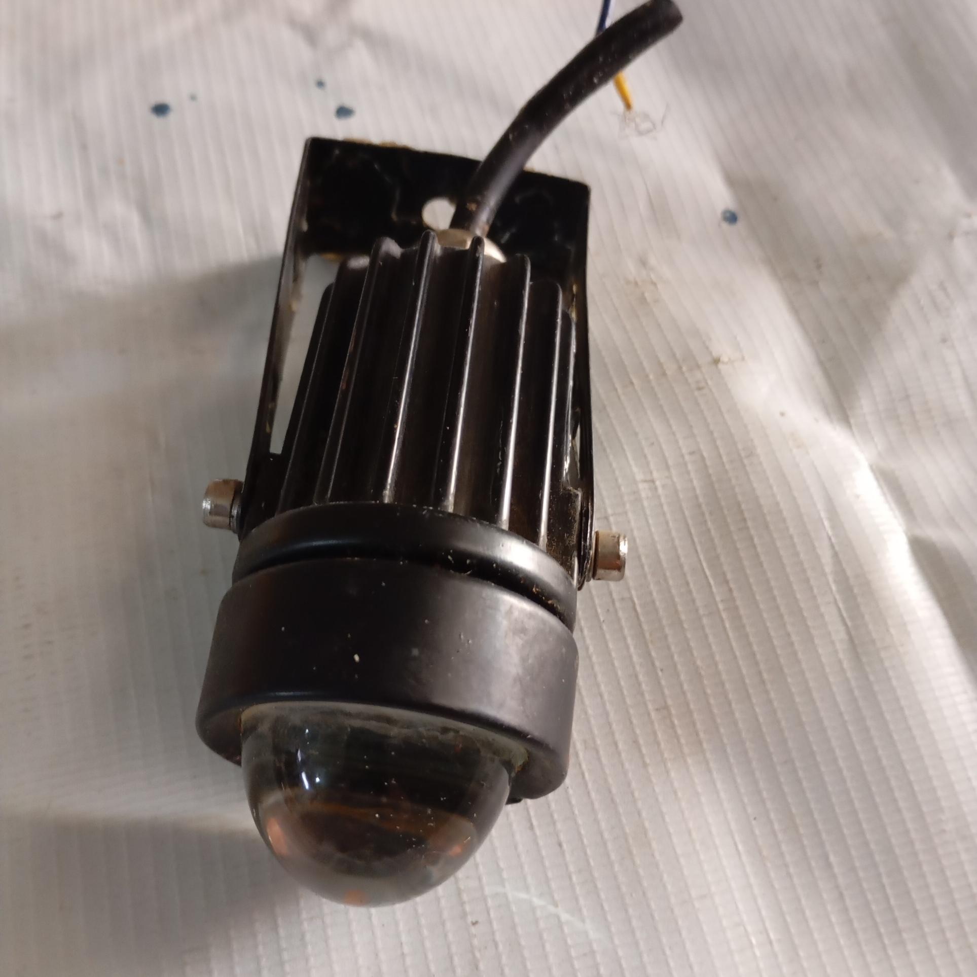 لامپ رشد گیاه