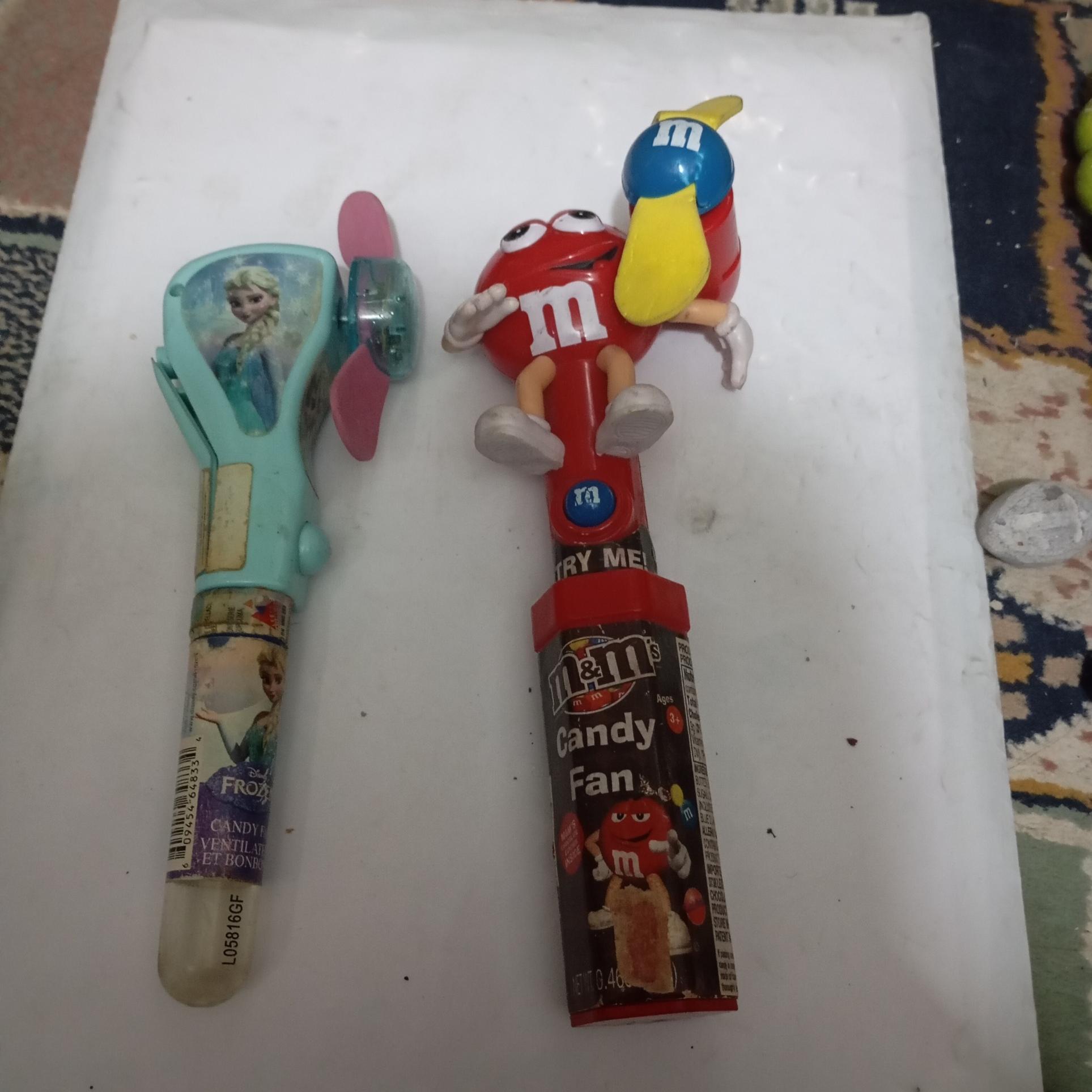 دو عدد پنکه کوچک دستی