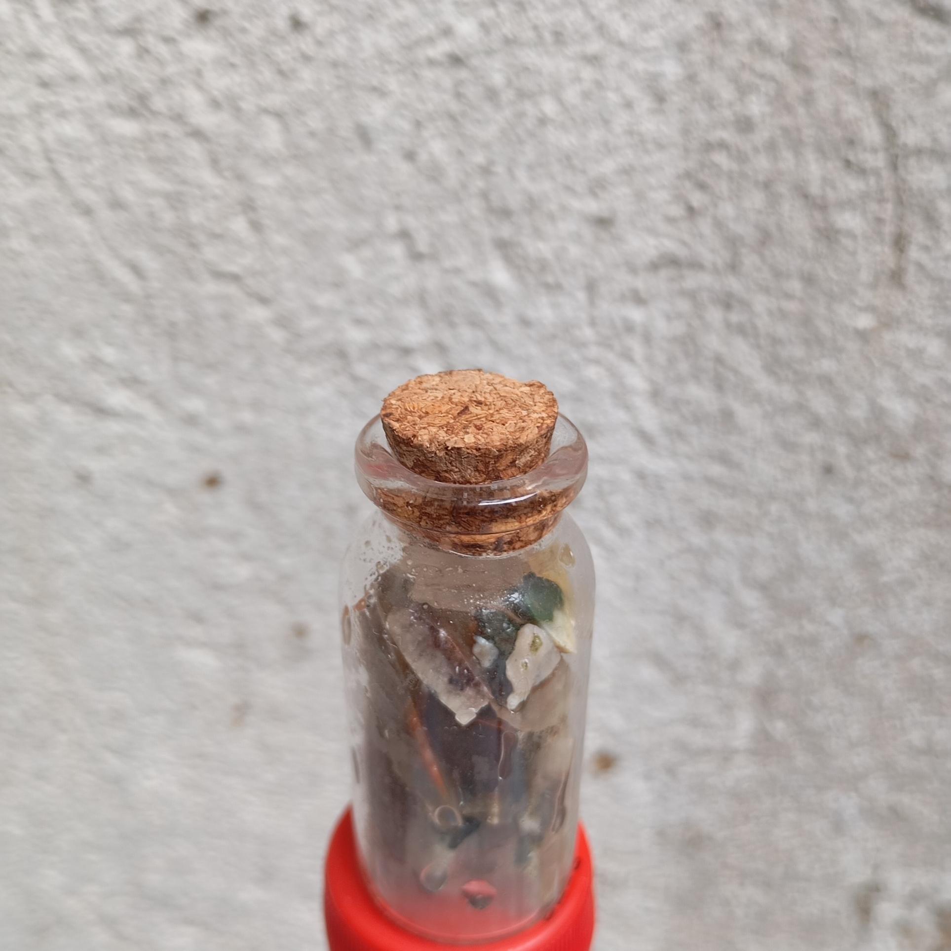 بطری سنگ انرژی خواص درمانی