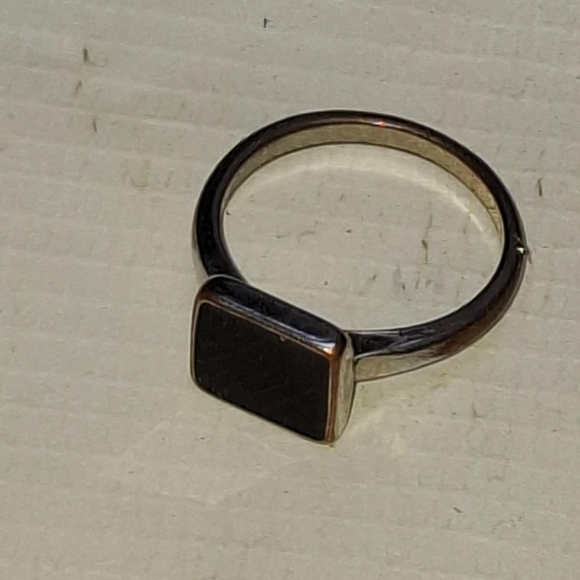 انگشتر قدیمی زنانه