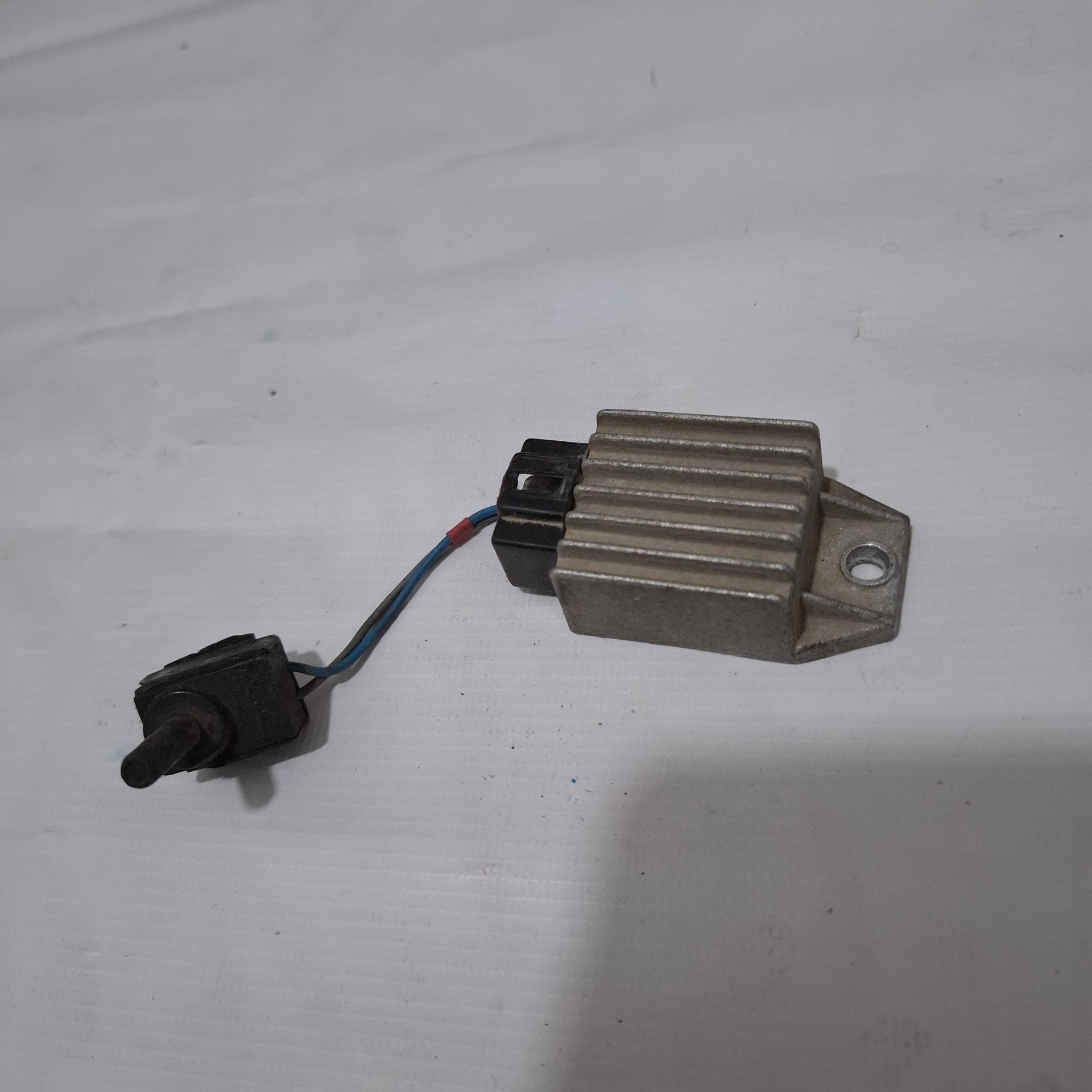 شارژر موتور سیکلت