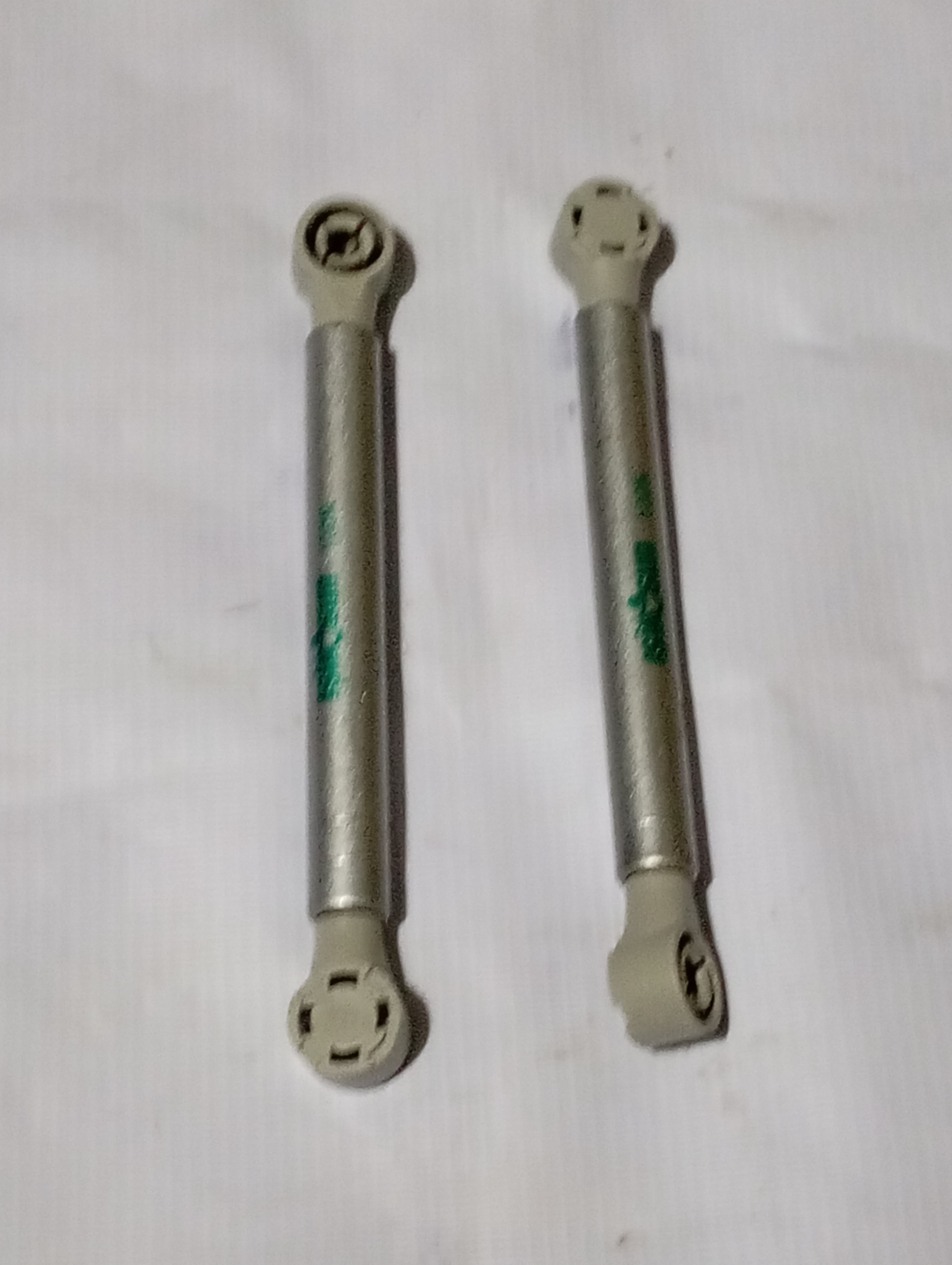 دو عدد جک توکابینتی