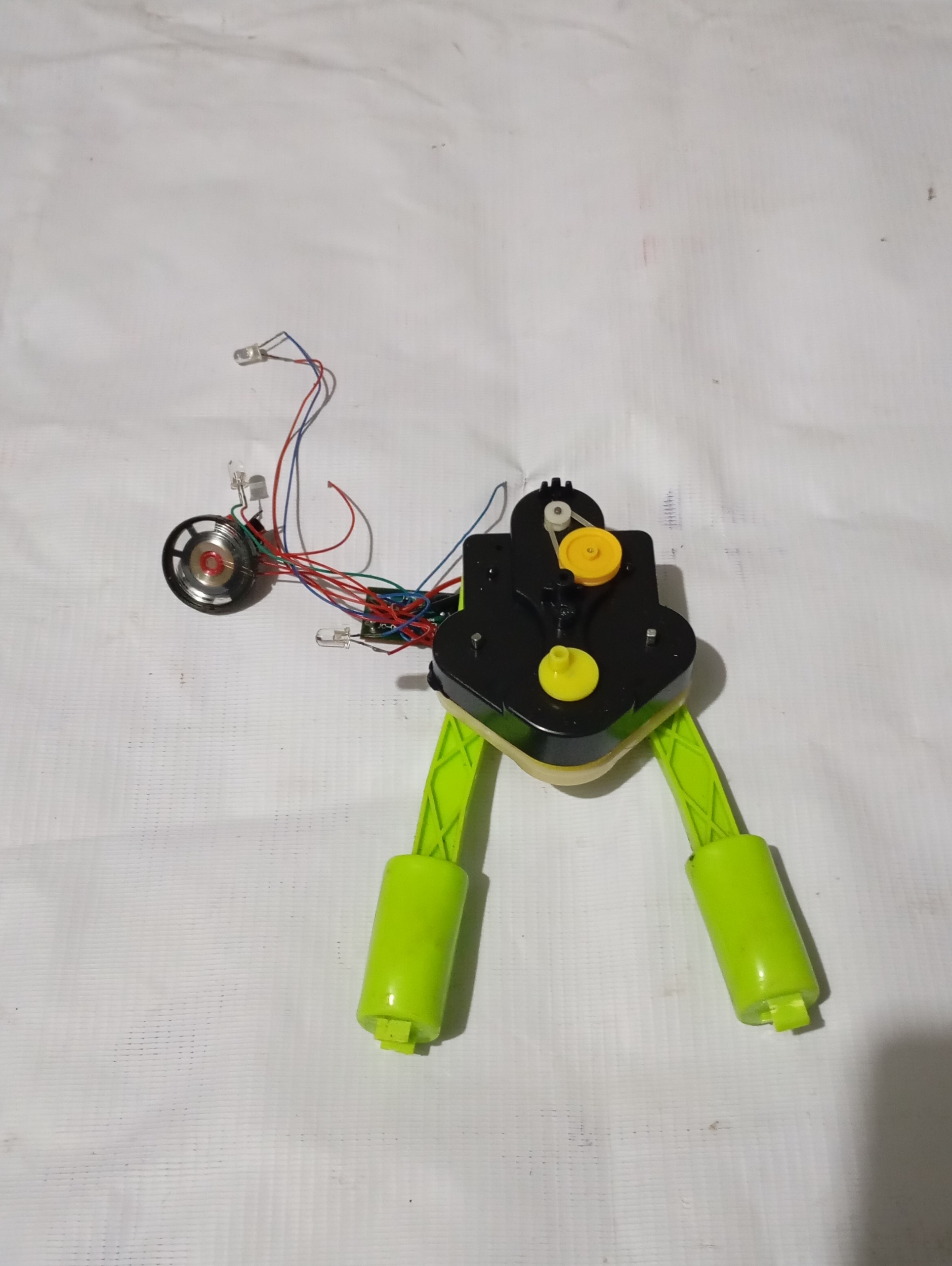 مقداری وسایل رباتیک