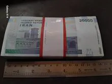 100