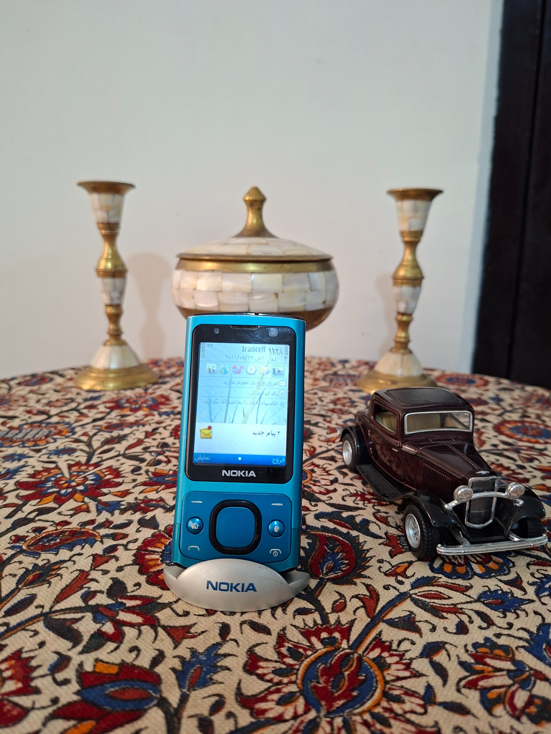 گوشی نوکیا 6700 اسلاید