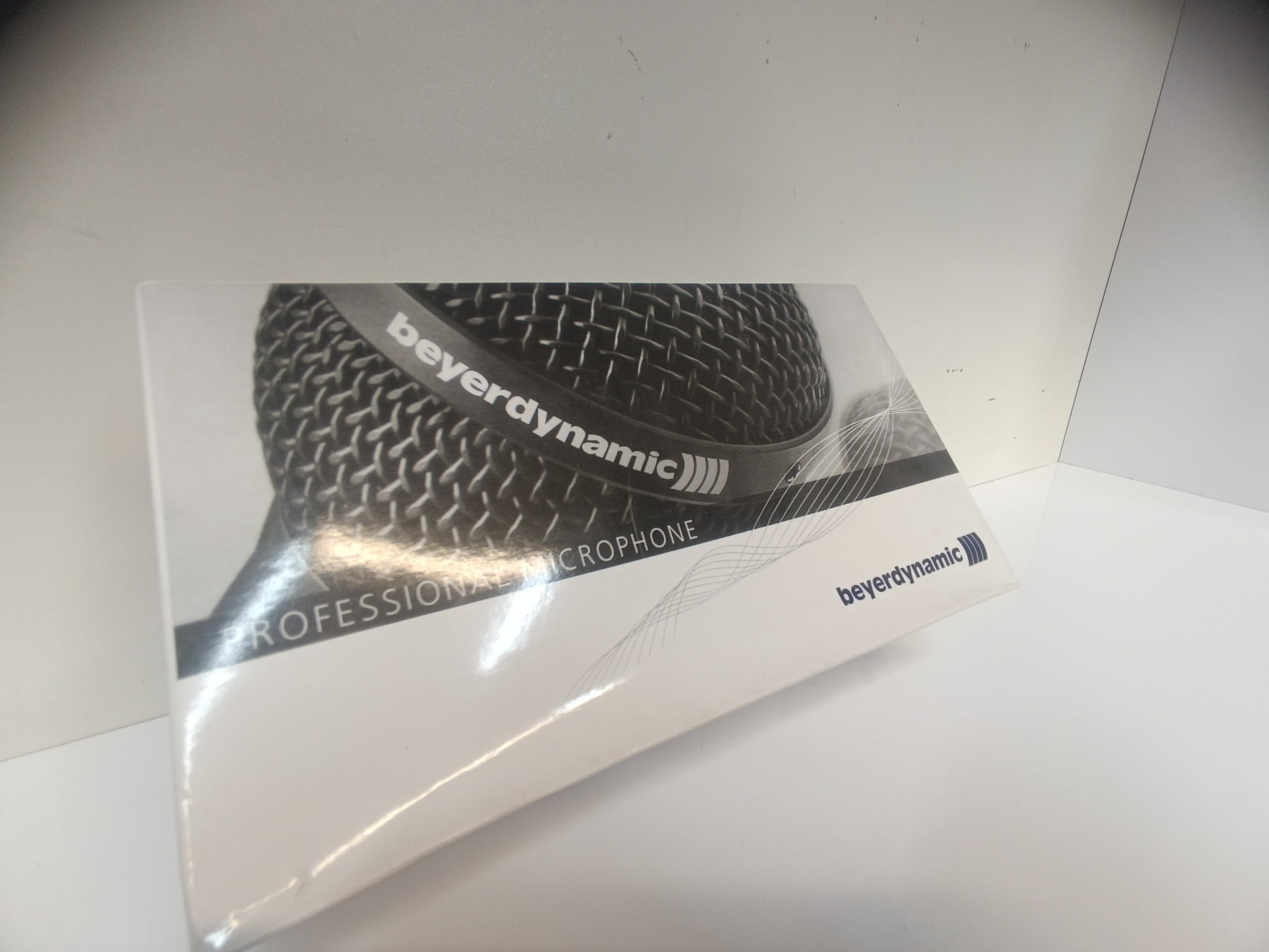 میکروفون سیمی BEYERDYNAMIC