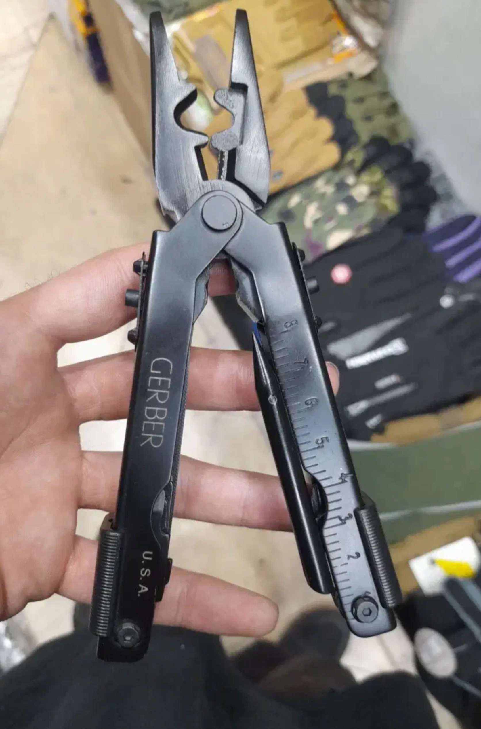 انبردست چندکاره آمریکایی اصل gerber