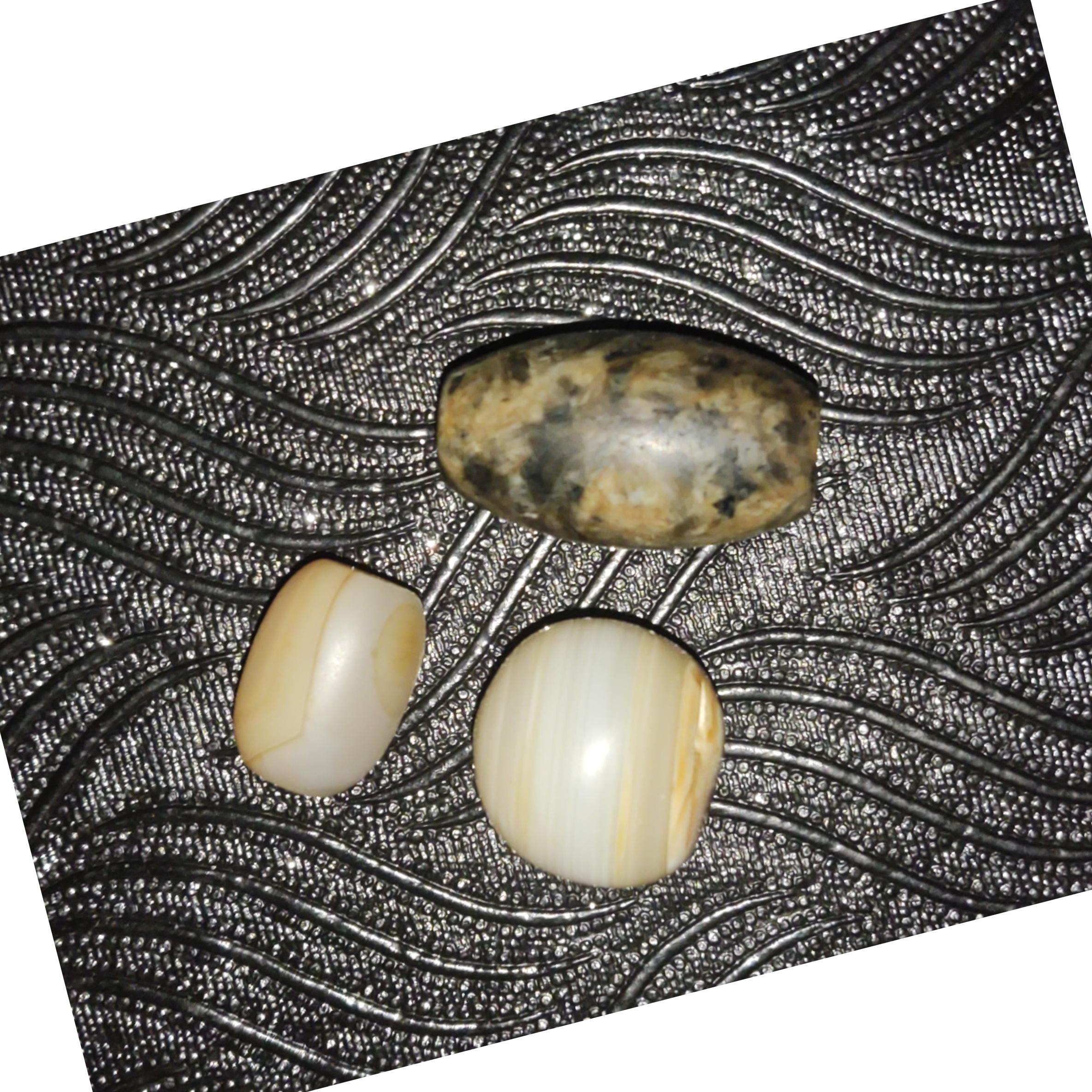 مهره های یشم وعقیق