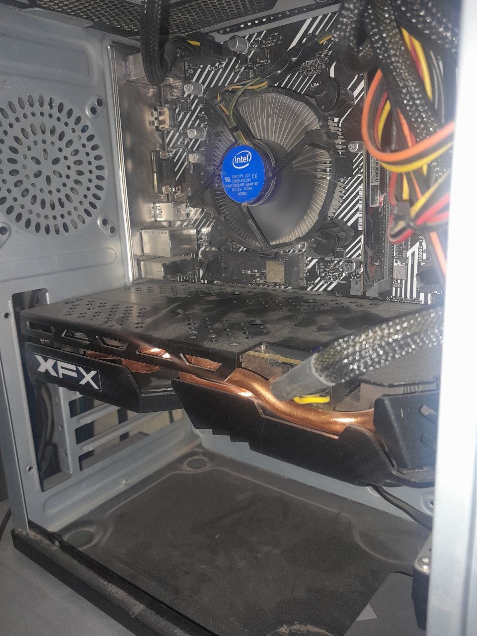 کارت گرافیک xfx rx580 xxx