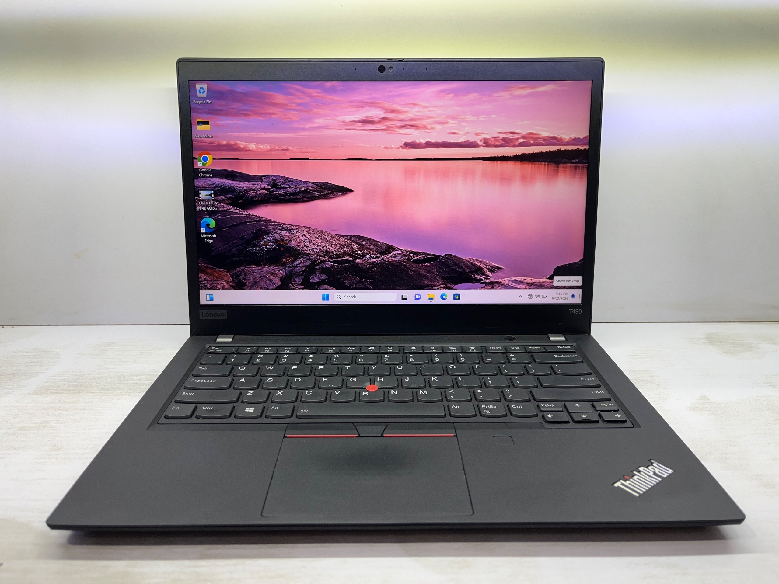 لپ تاپ Lenovo T490