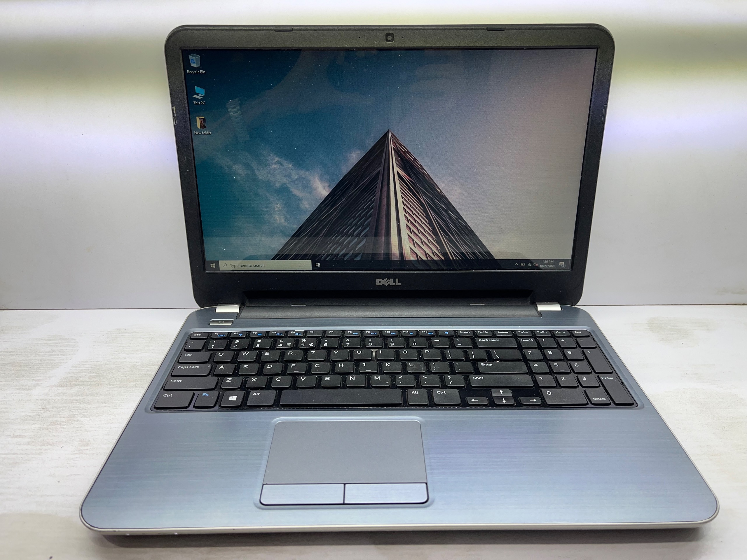 لپ تاپ Dell inspiron 15