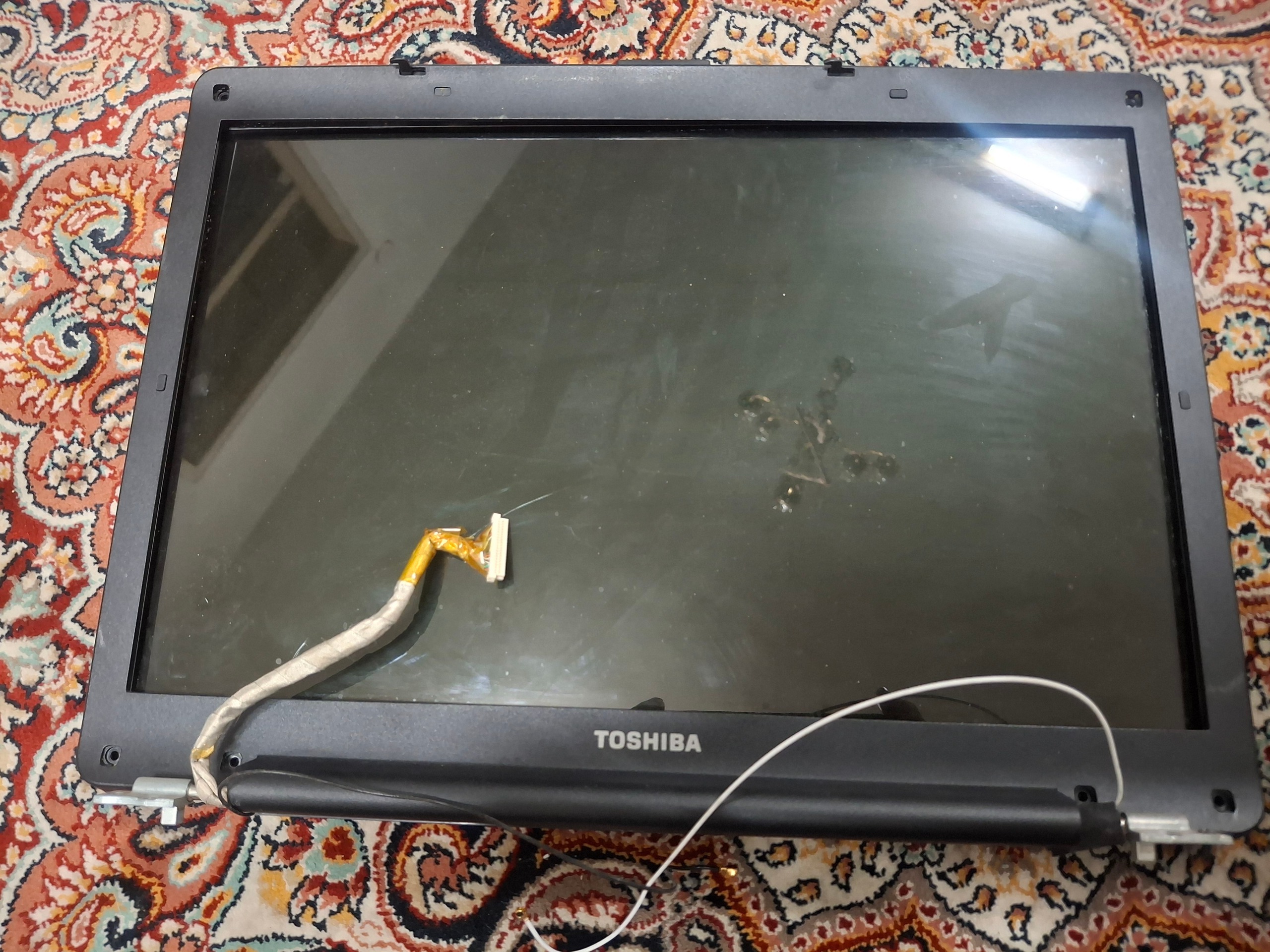 ای سی دی یا ال ای دی لپتاپ