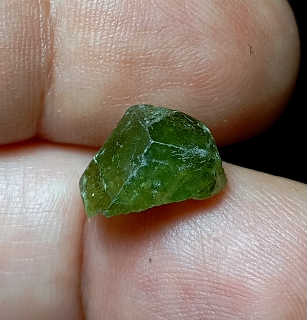 بلور راف گارنت دمانتوئید بینظیر