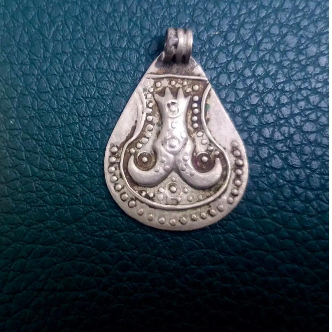 گردن بند عتیقه