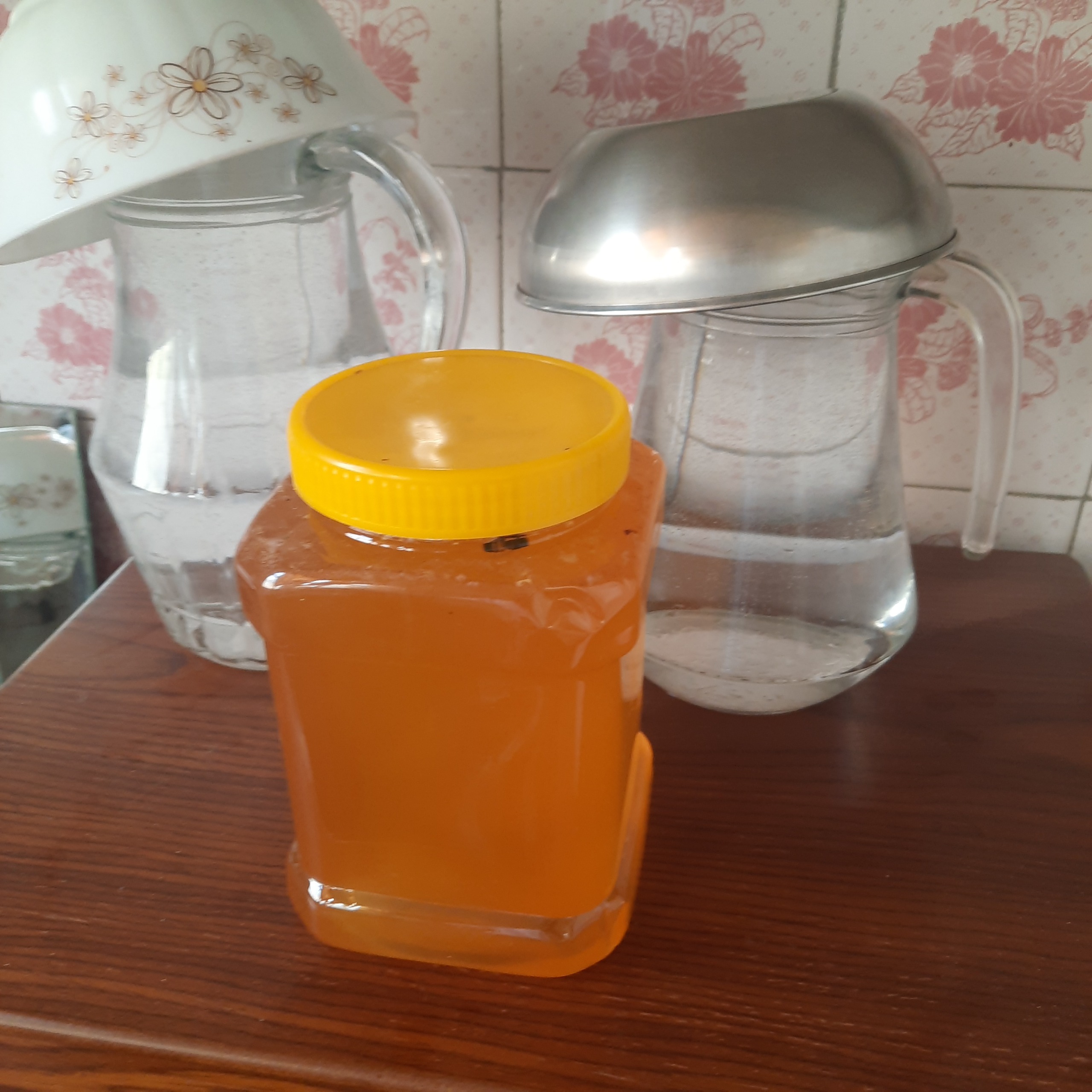 عسل خالص 2کیلویی سنبله نقره ای بدون1گرم شکر
