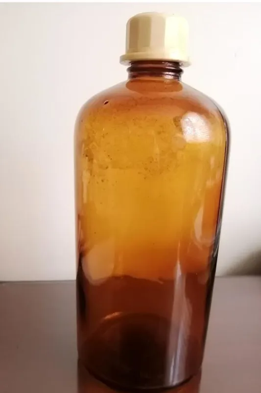 بطری قدیمی خارجی