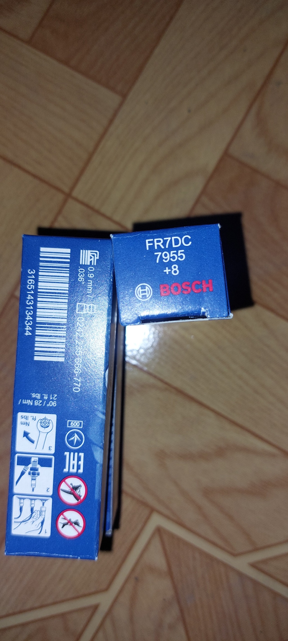 شمع BOSCH ایساکو