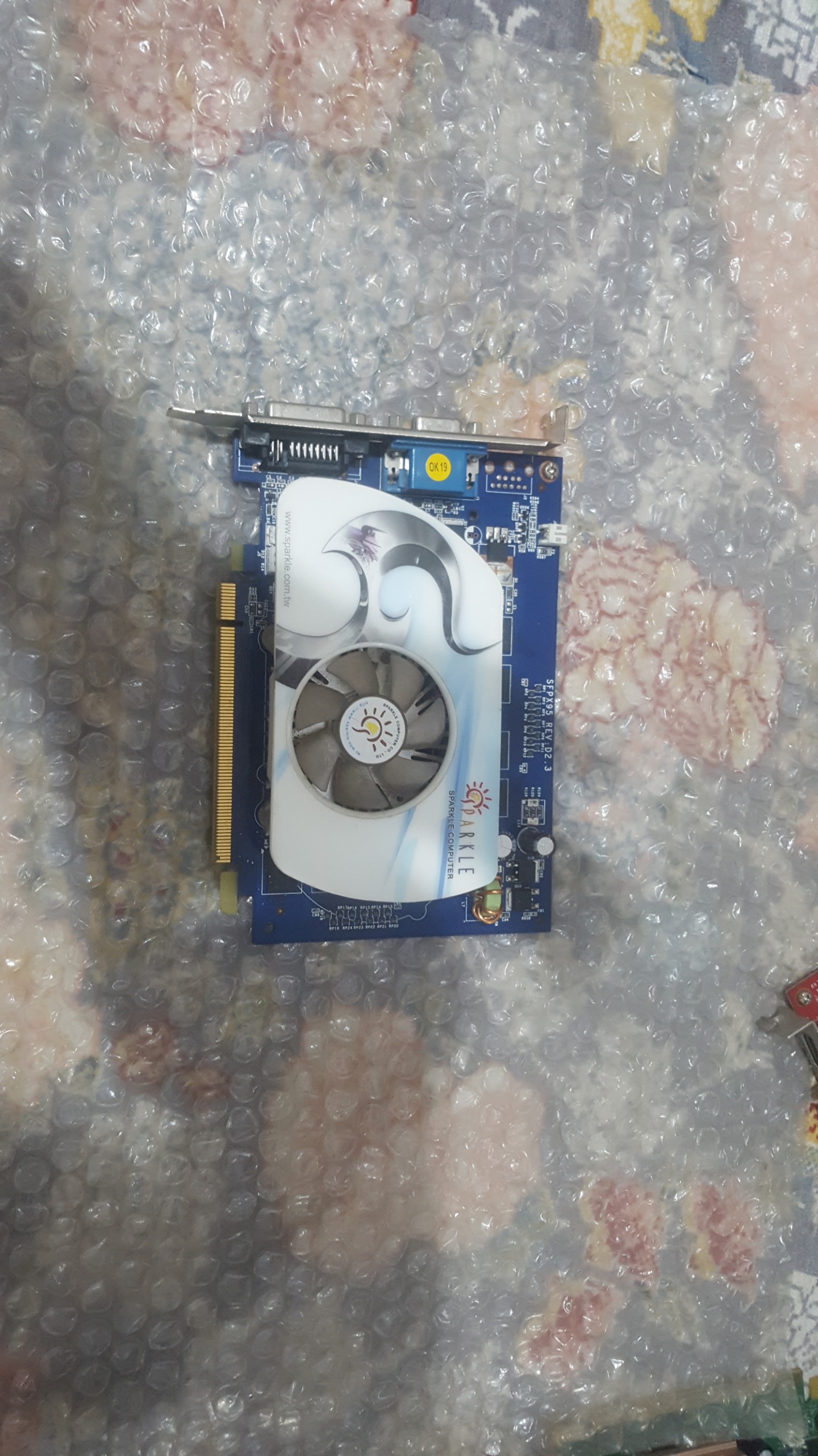 گرافیک یک گیگ ddr2