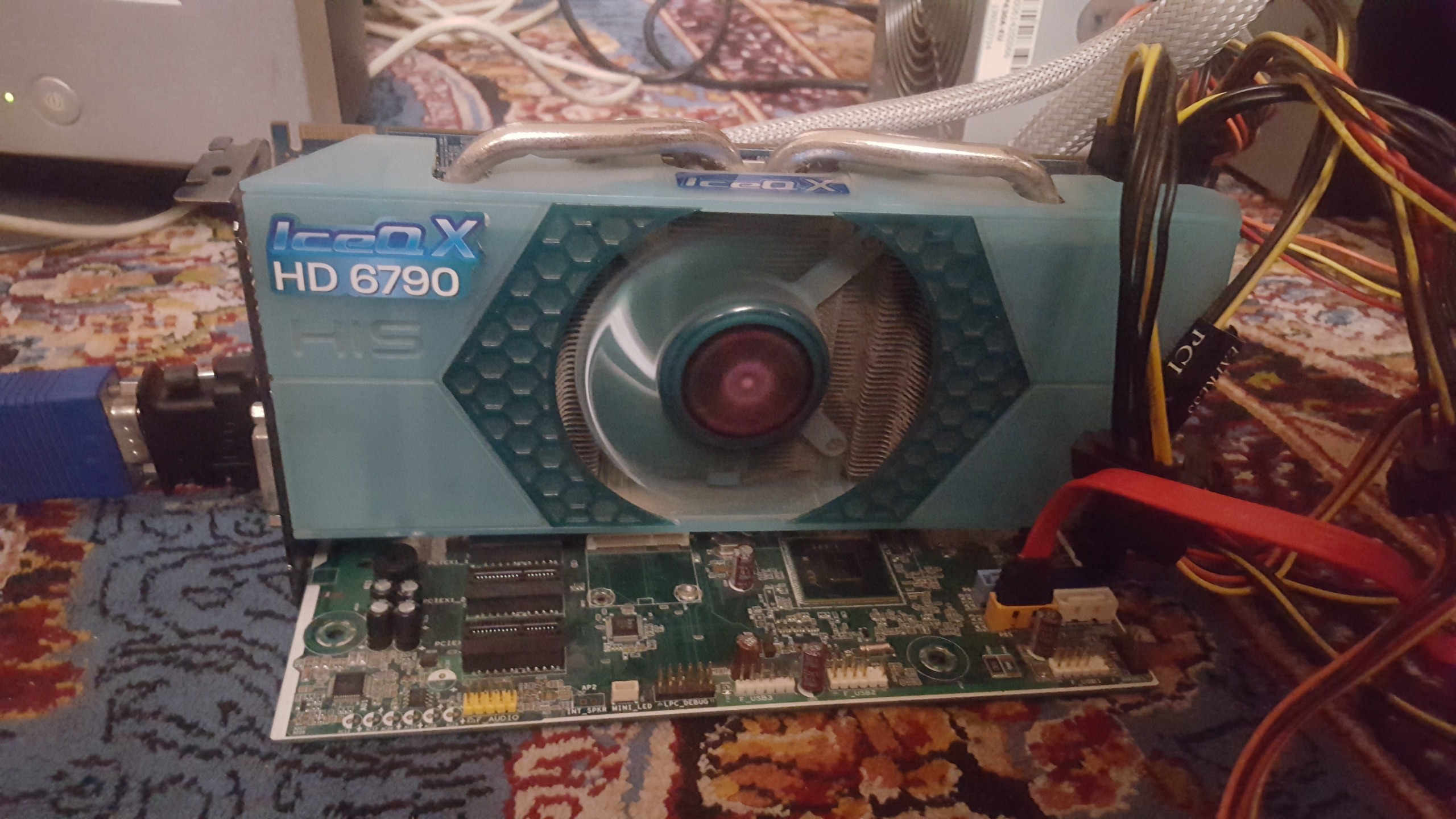 کارت گرافیک اچ آی اس1GB ddr5 تست شده