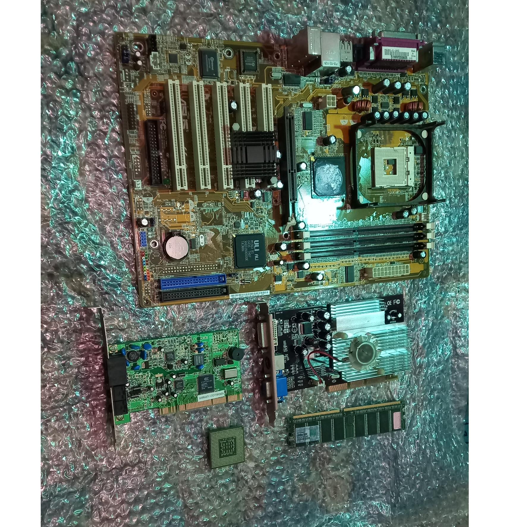 پک ضایعات کامپیوتری برای استخراج