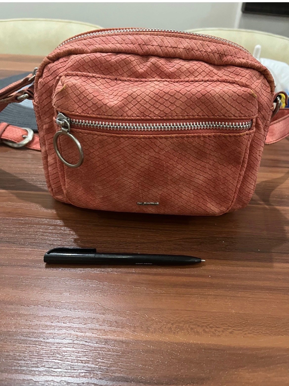 کیف رودوشی طرح فلسی برند روشا