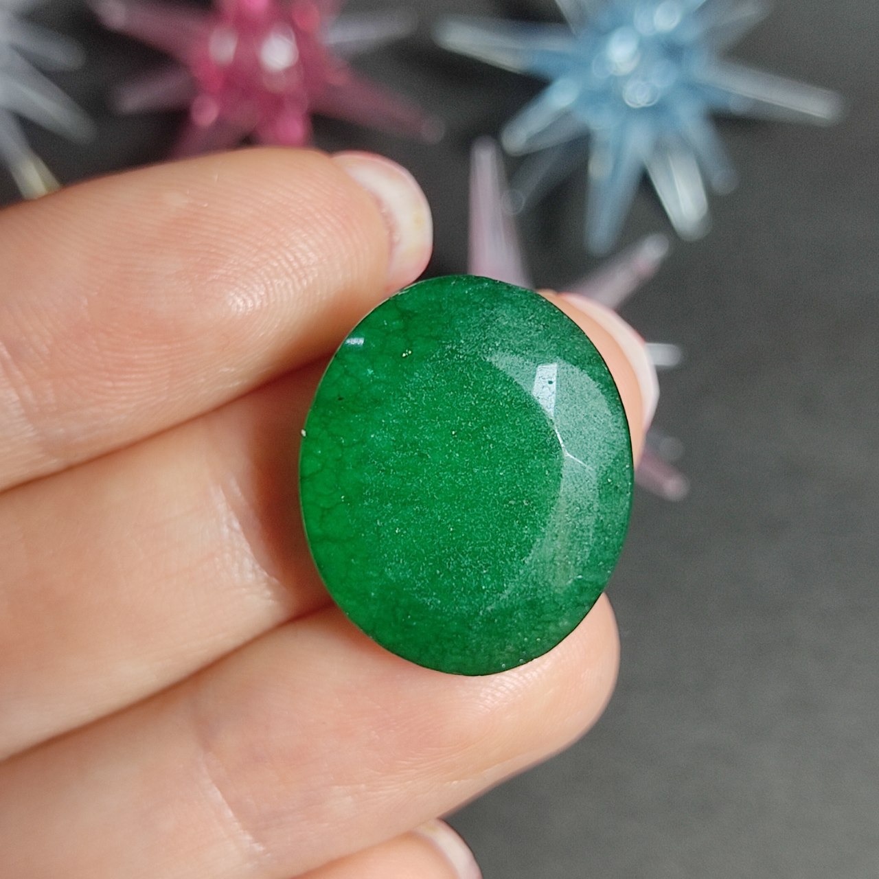 نگین سنگ جید زمردی معدنی رگه دراگونی کد10113