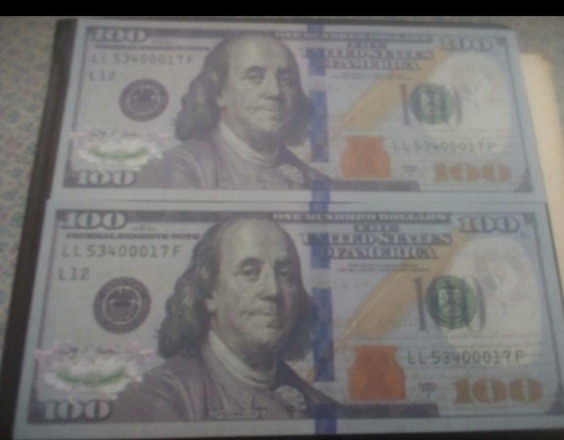 2جفت اسکناس فانتزی