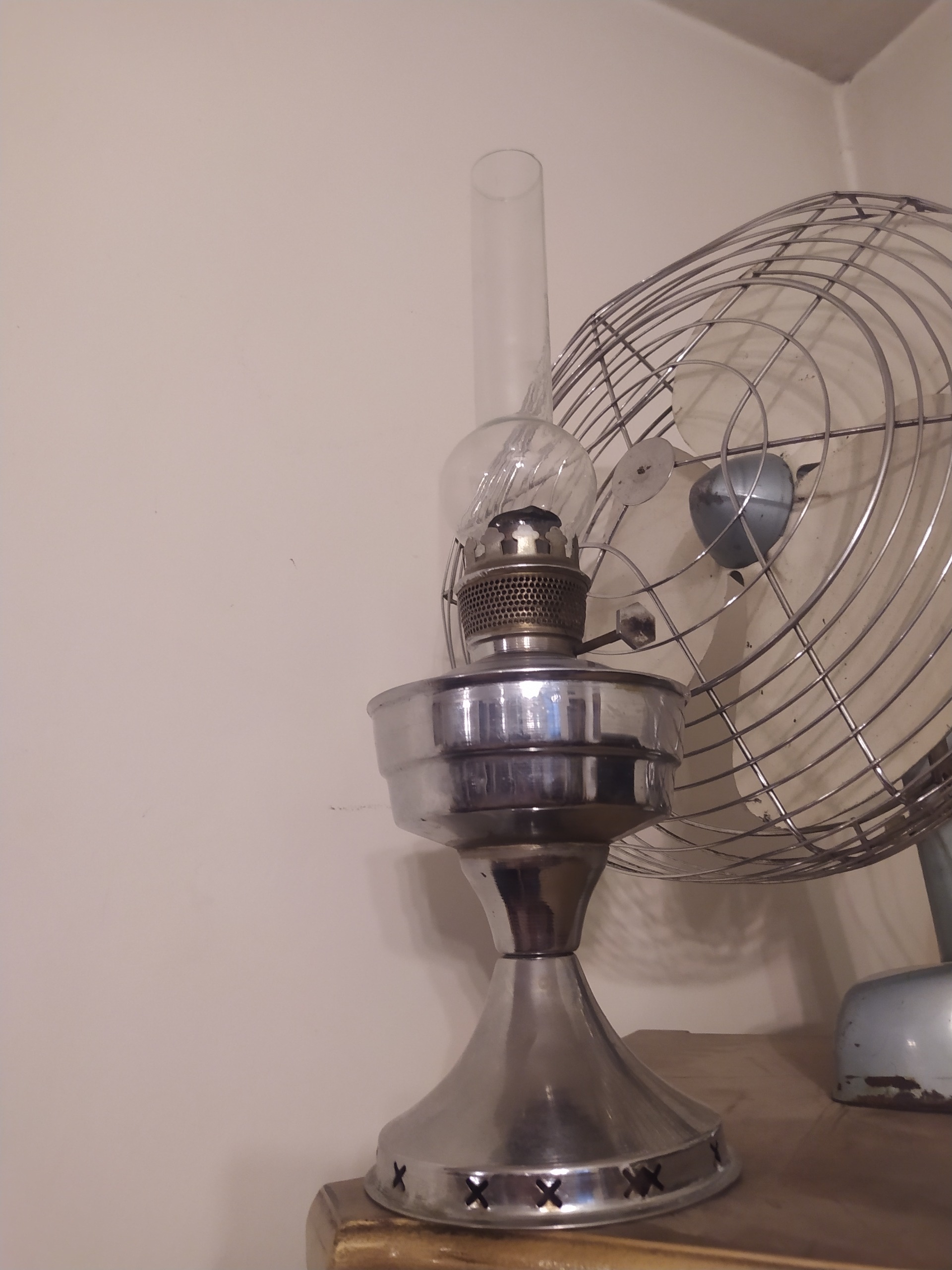 گردسوز قدیمی برنجی در حد نو با حباب