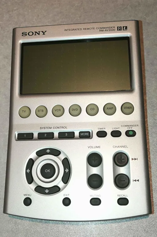 کنترل سونی همه کاره RM-AV3000 sony