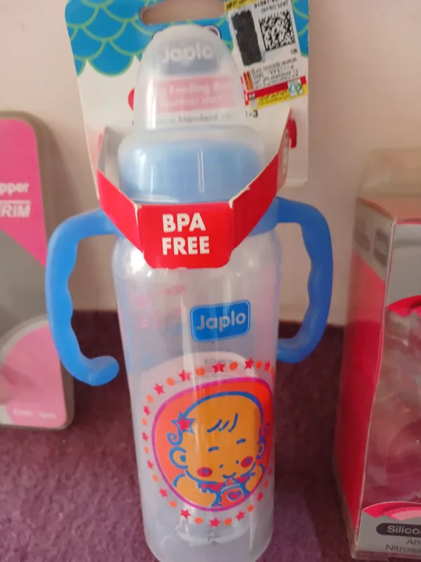 شیشه شیر خارجی