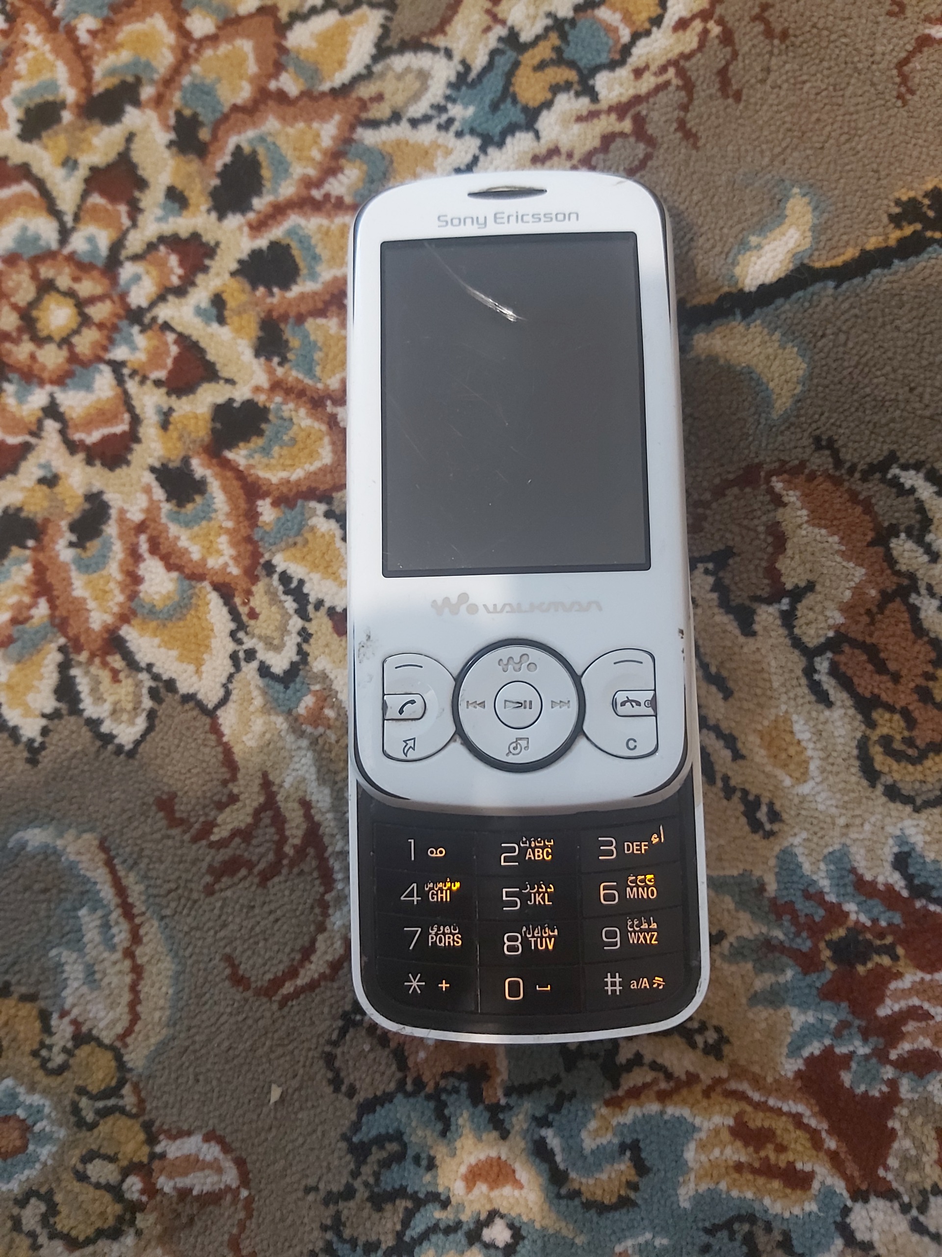 گوشی سونی اریکسون w100i