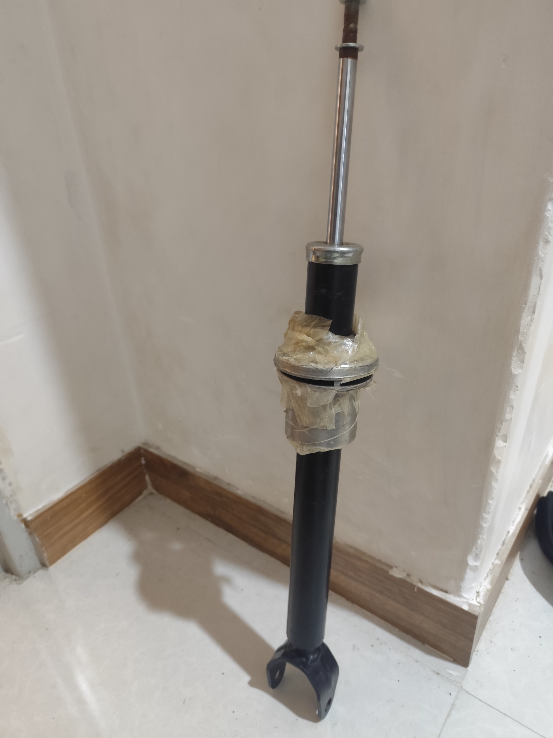 کمک فنر بنز اورجینال اصلی 1 عدد