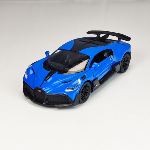 ماکت بوگاتی دیوو آبی کینزمارت bugatti divo