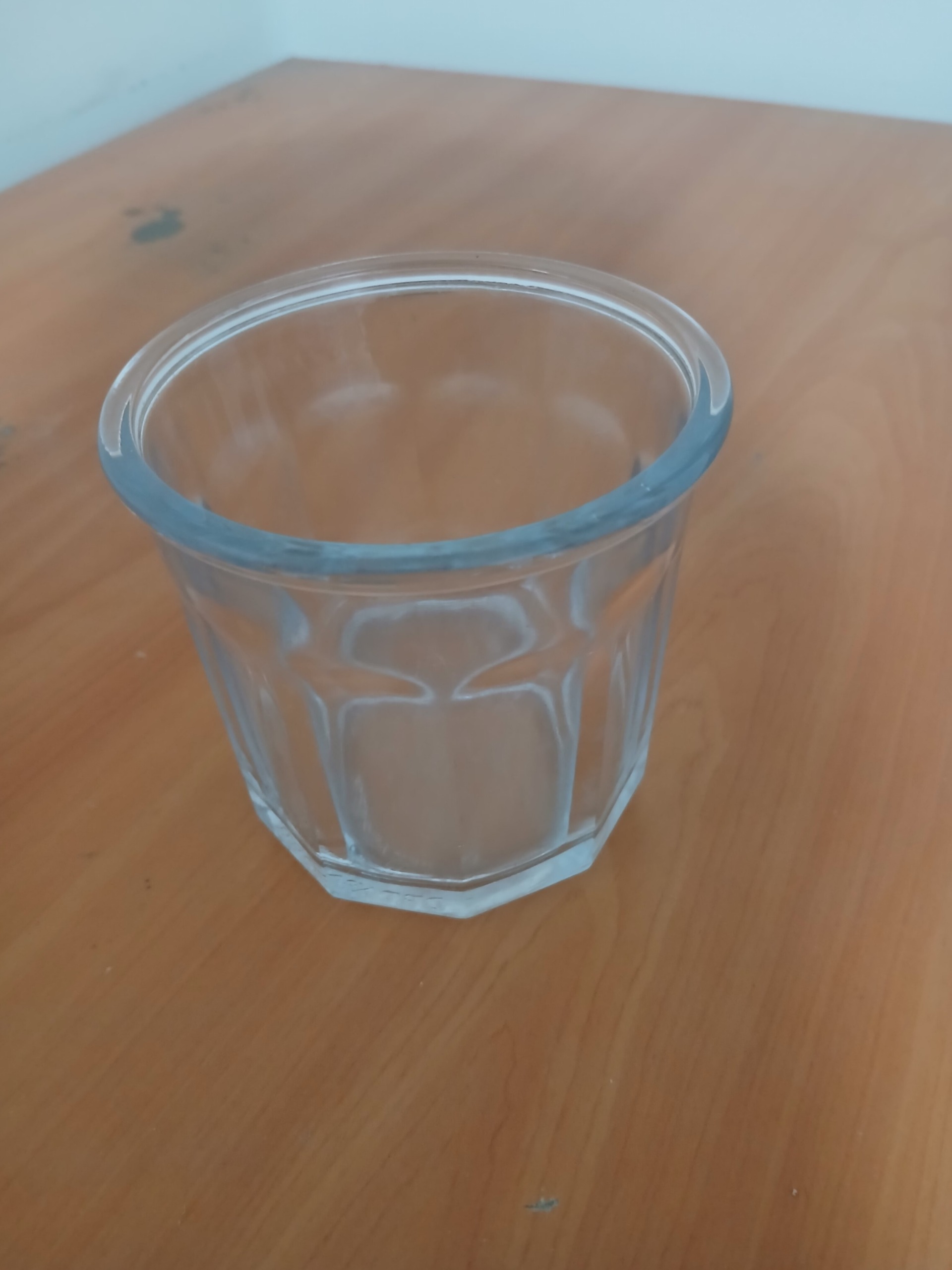 جا قاشق و چنگالی