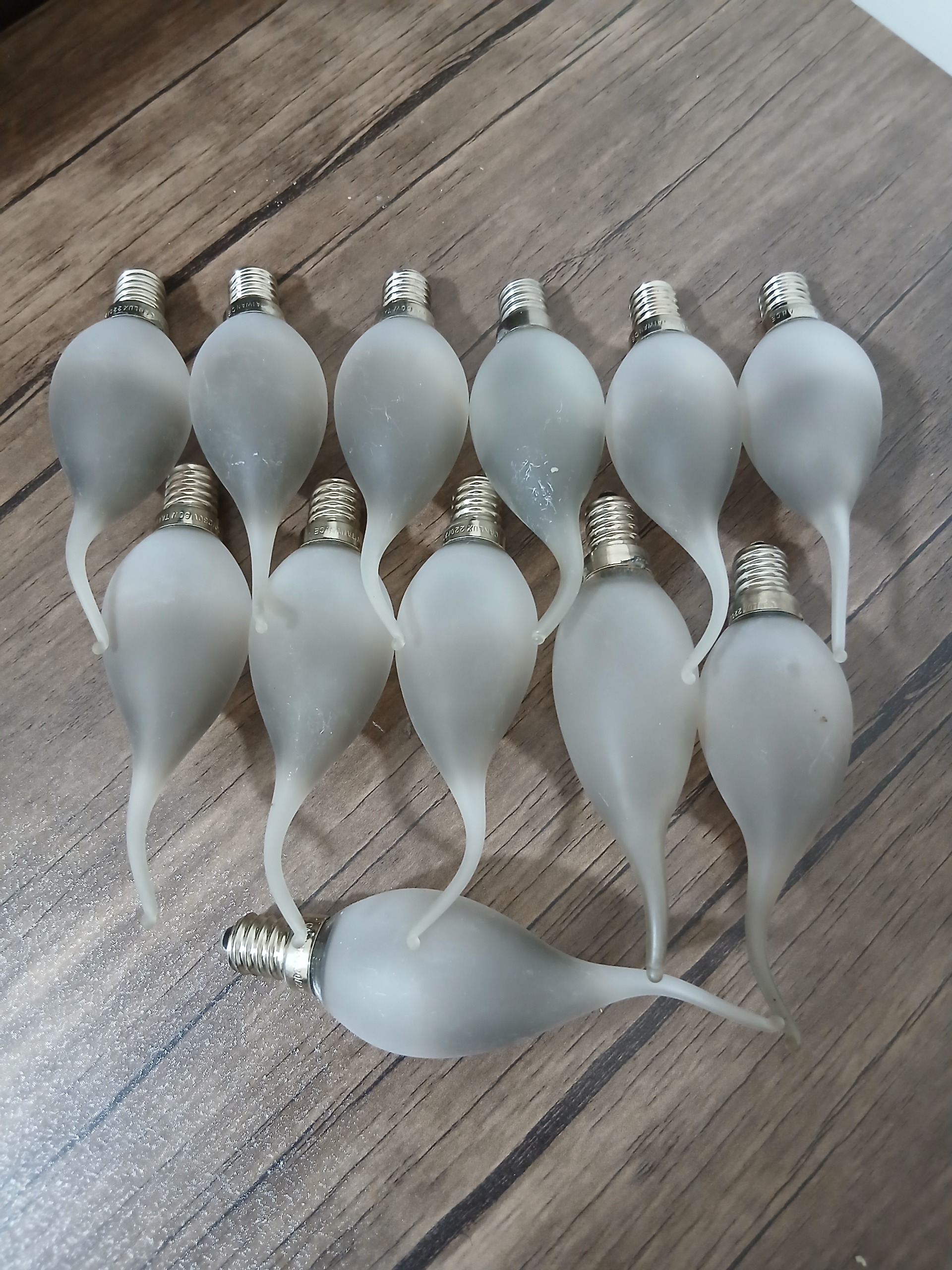 لامپ شمعی اشکی (12) عددی