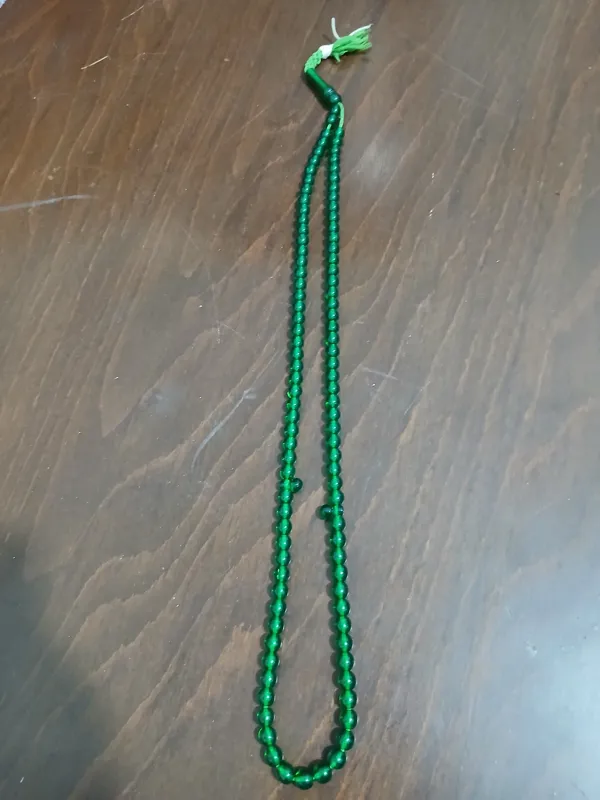 تسبیح سبز آنتیک