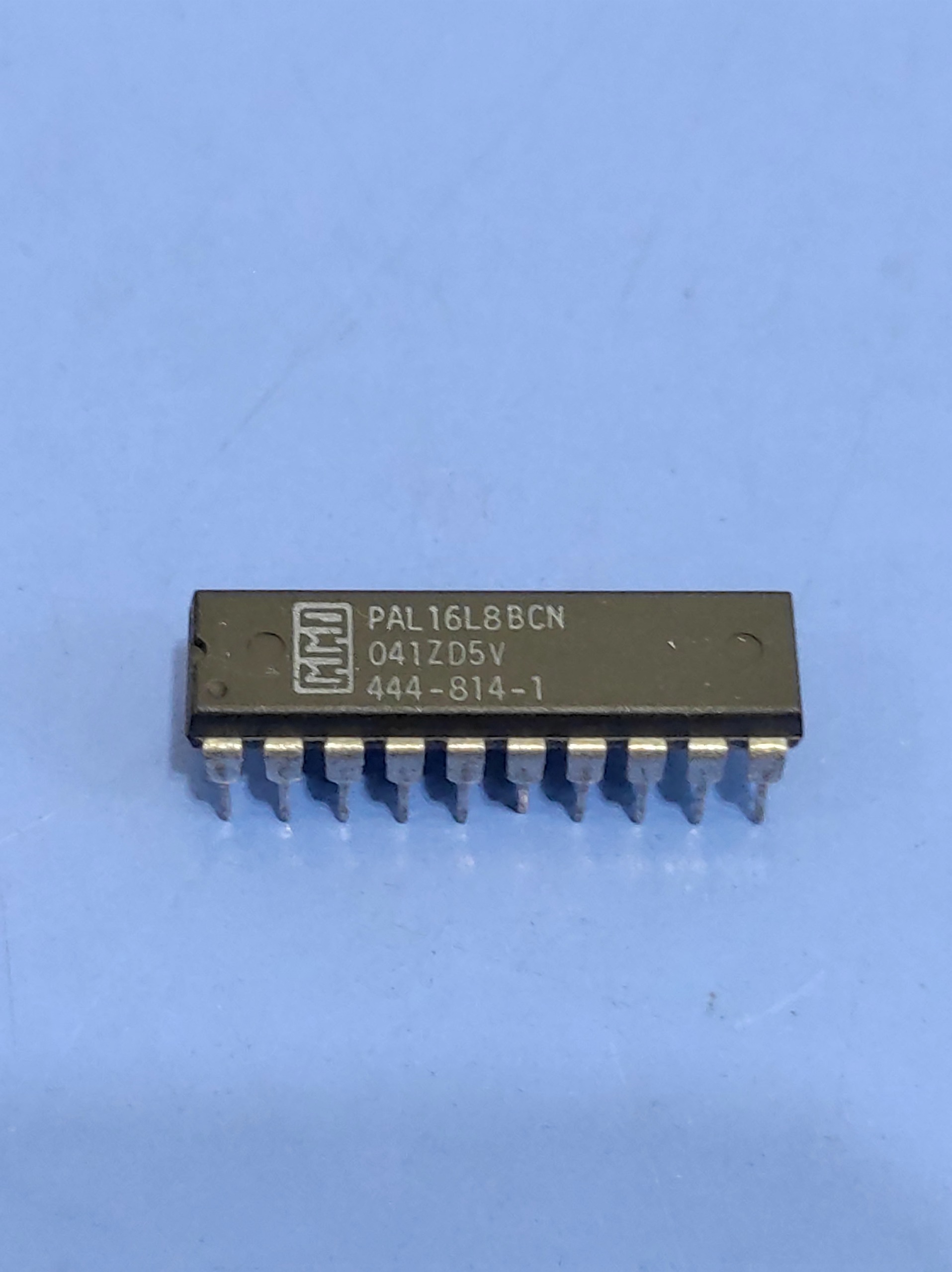 آیسی سرامیکی PAL16L8BCN