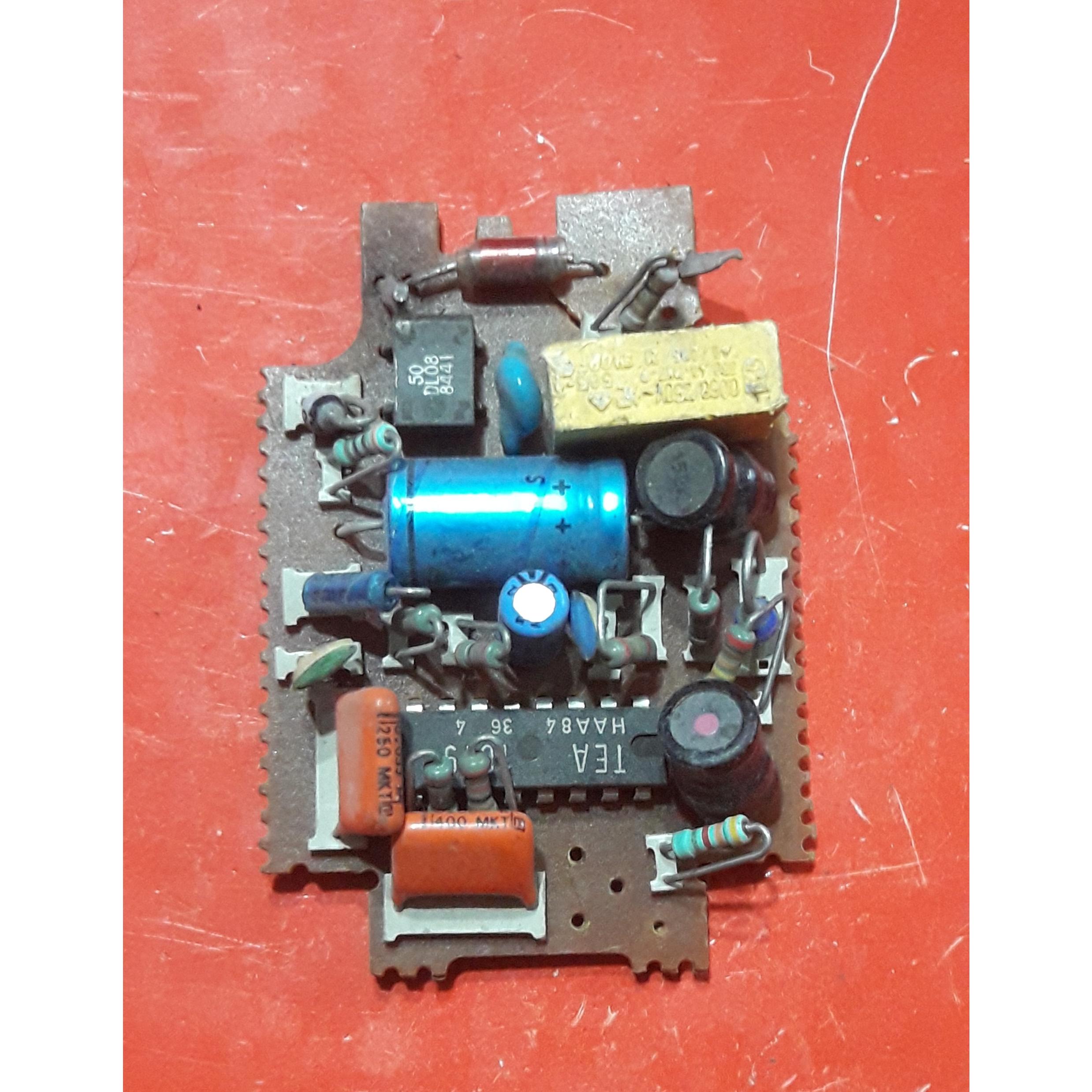 مدار یا برد ریش تراش مطابق تصویر کد 329