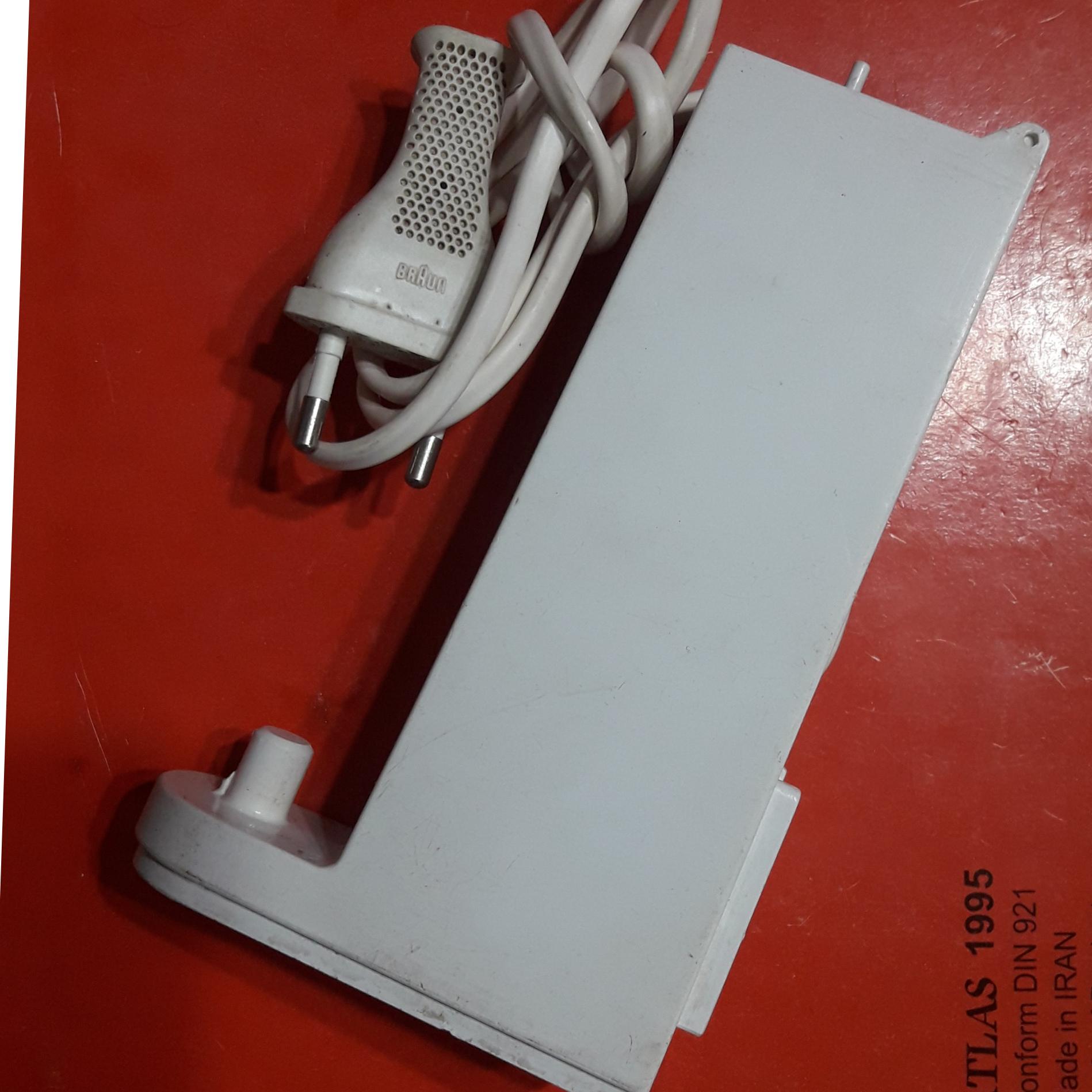 پایه شارژ فابریک مسواک برقی براون