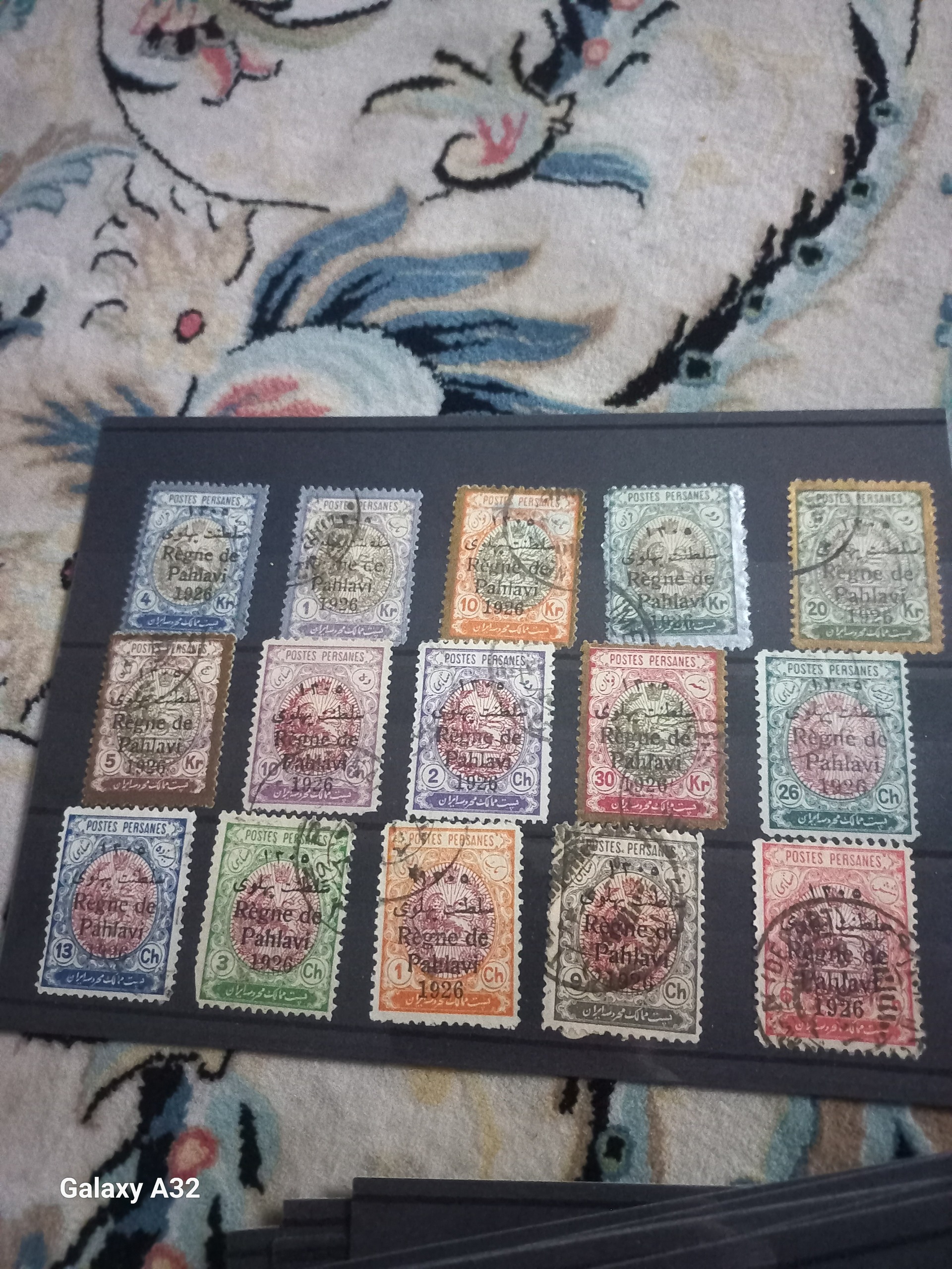 سری کامل سلطنت بهلوی ، کاغذ نازک