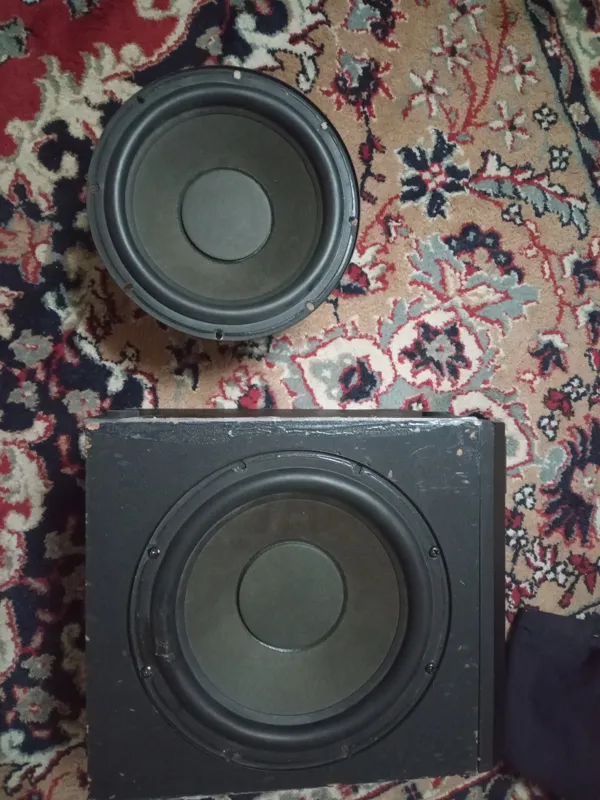 ساب ووفر مگنت بزرگ