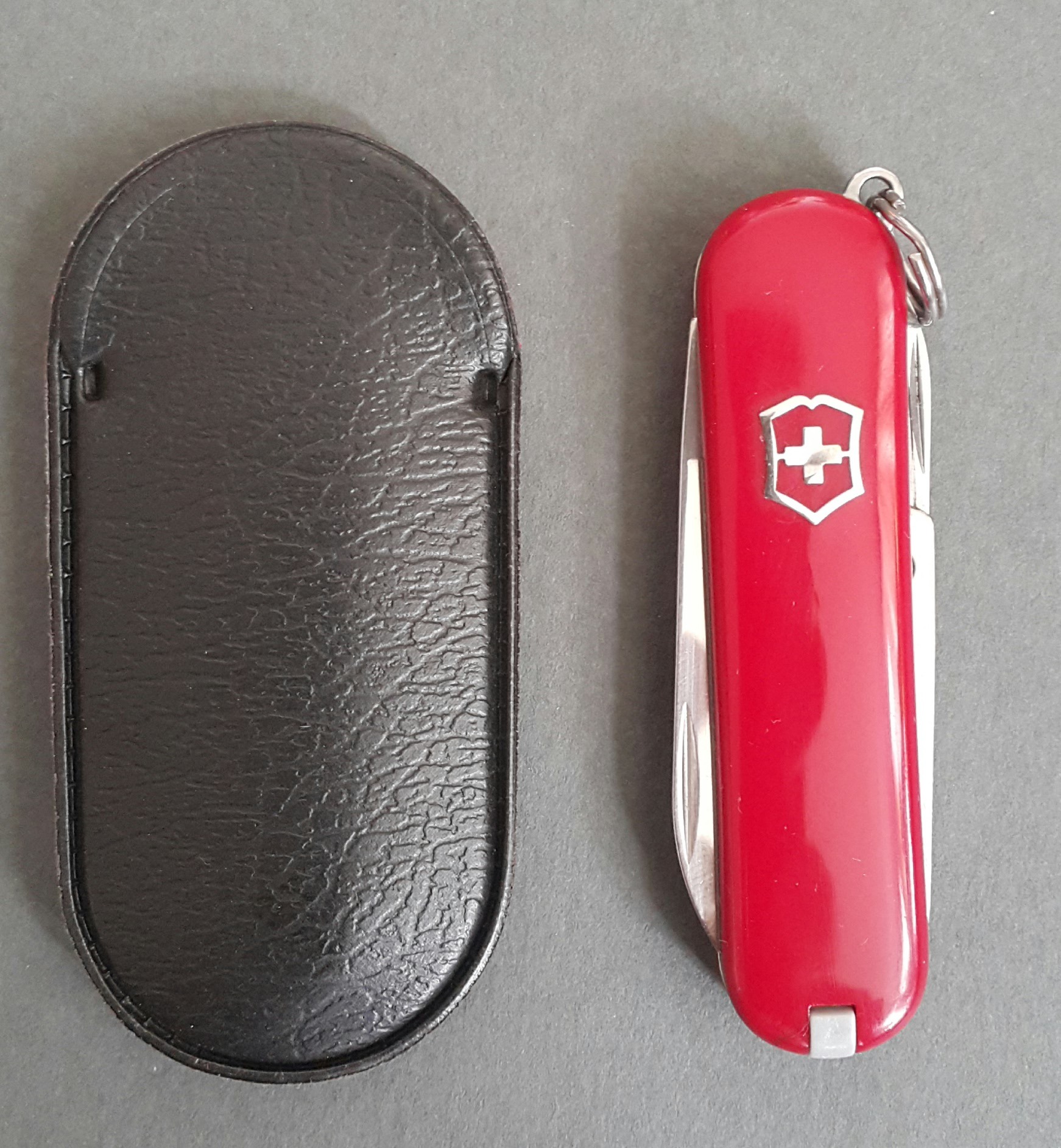 ویکتورینوکس Victorinox Classic