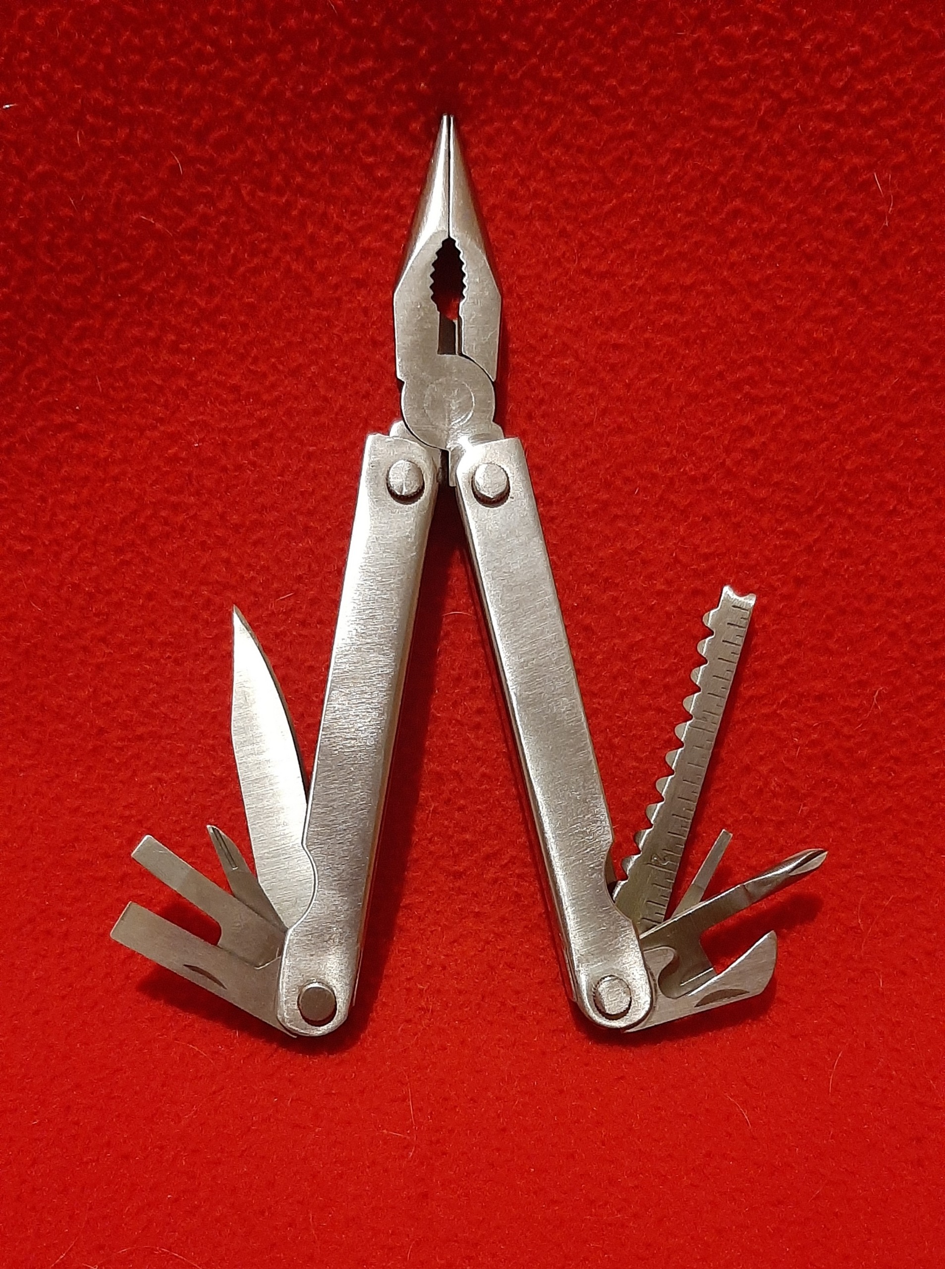 انبر چندکاره ( توضیح دارد )